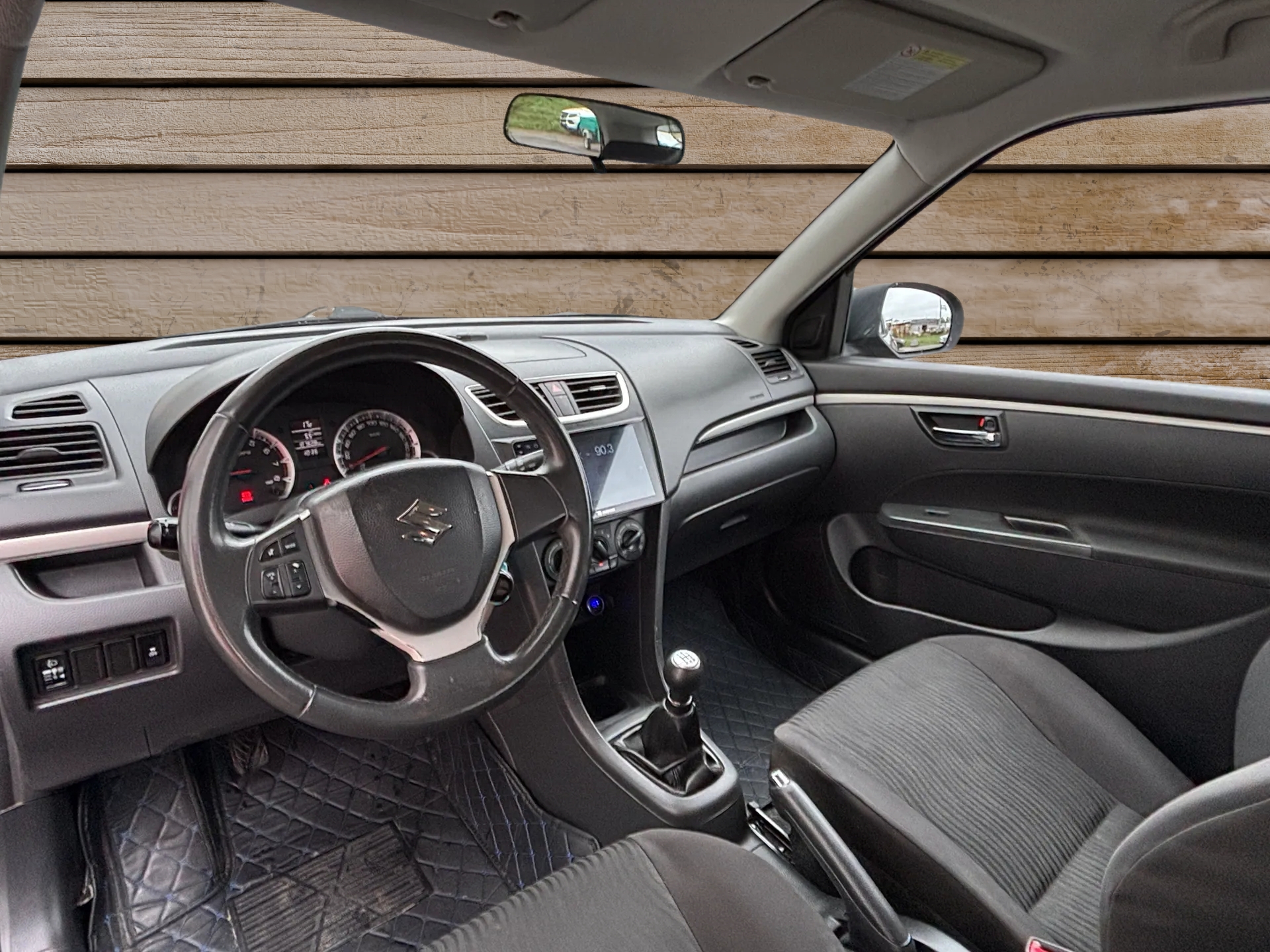 SUZUKI Swift 1.2i 16V GL Top-image-6