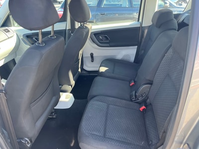 SKODA Roomster 1.2 TSI Style-image-10