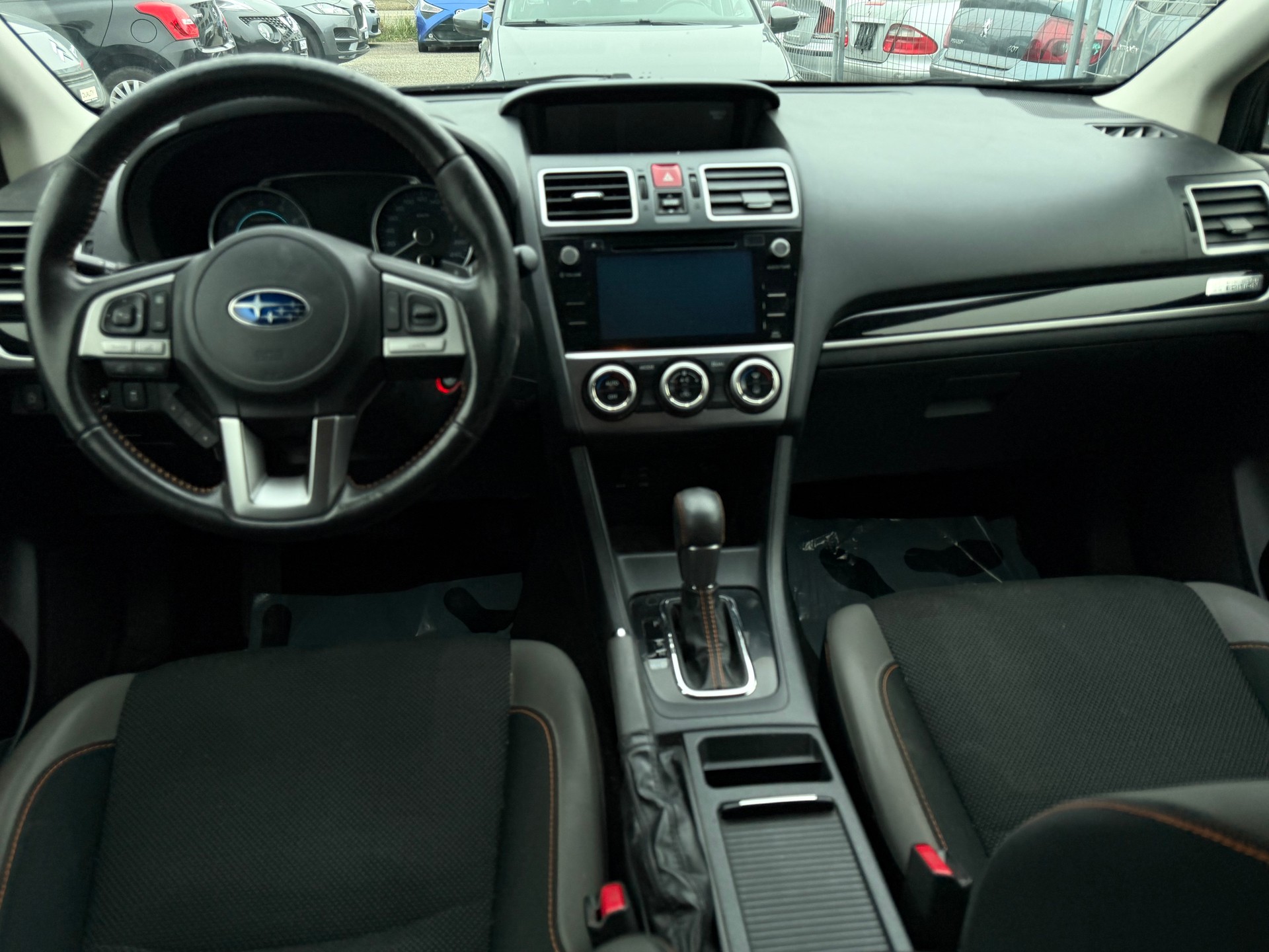 SUBARU XV 2.0 Swiss Three AWD CVT-image-4