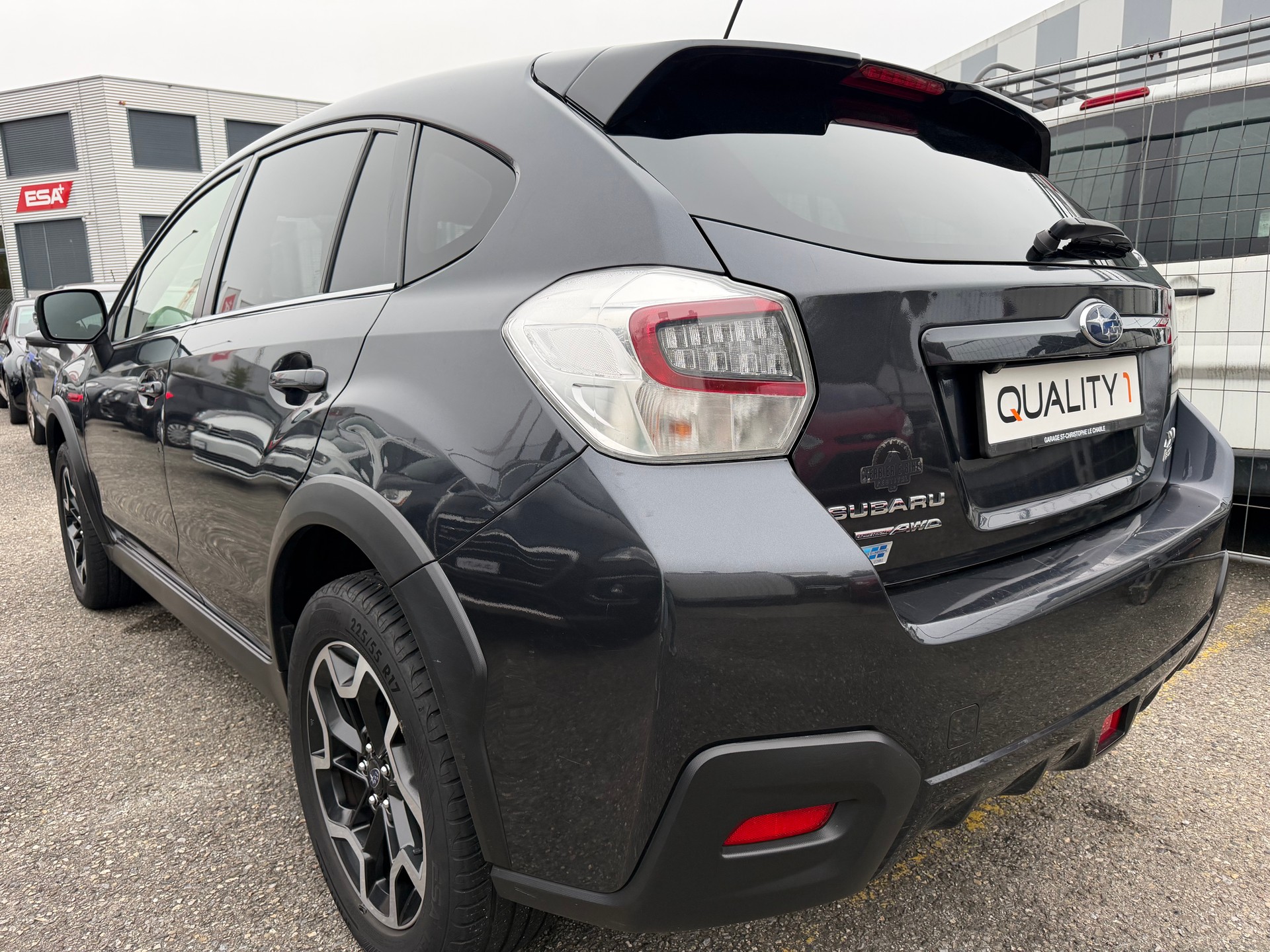 SUBARU XV 2.0 Swiss Three AWD CVT-image-3