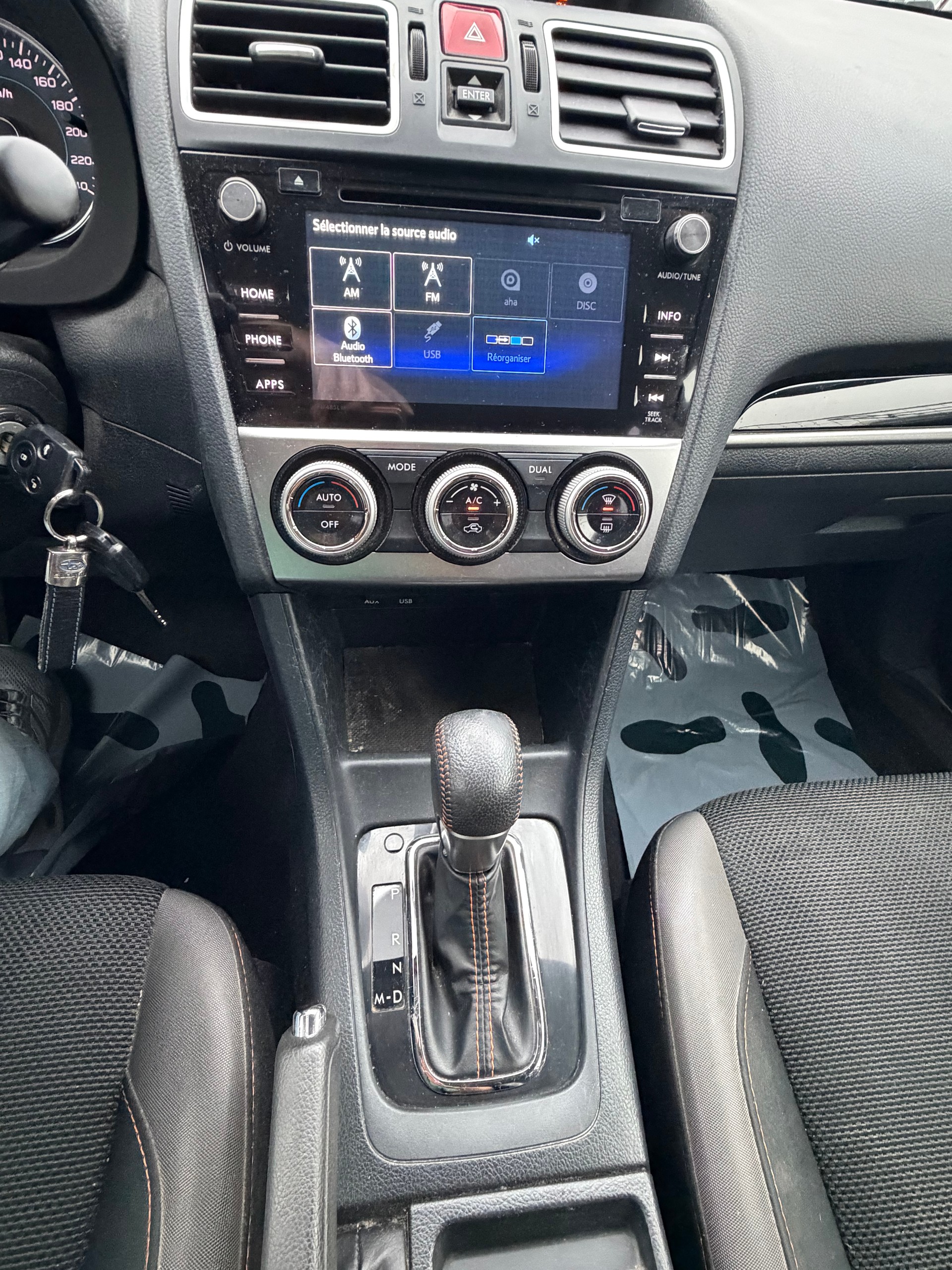 SUBARU XV 2.0 Swiss Three AWD CVT-image-8