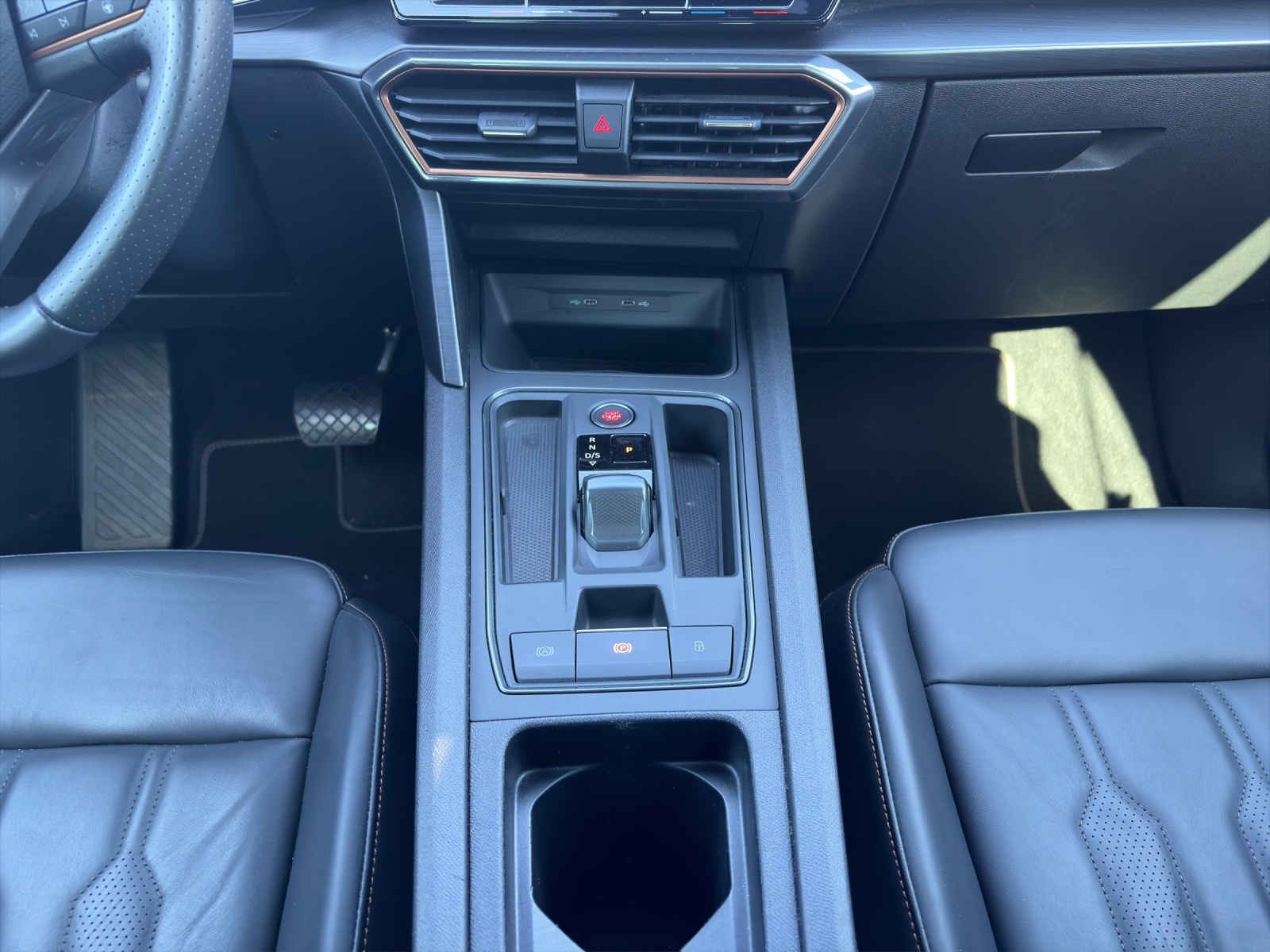 CUPRA Formentor 2.0TSI 4Drive Inicio DSG-image-13