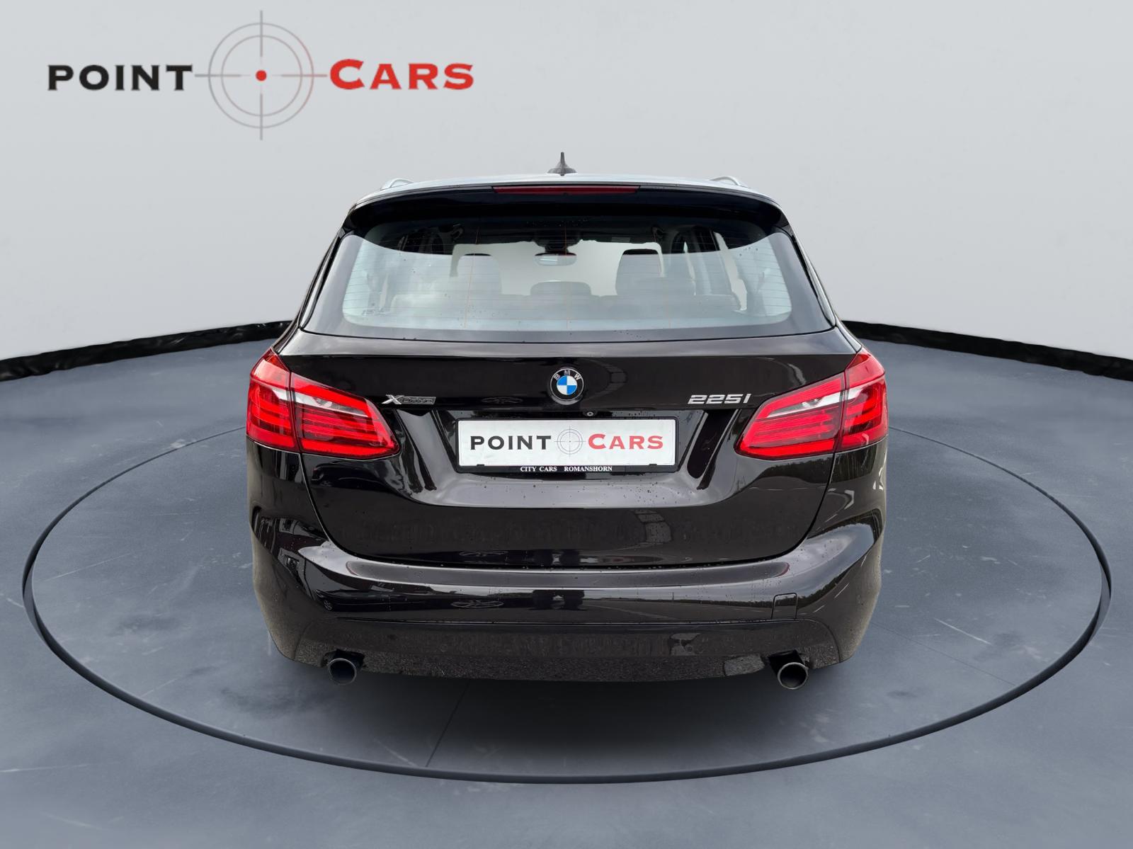 BMW 225i xDrive Active Tourer Sport Line Steptronic-image-3