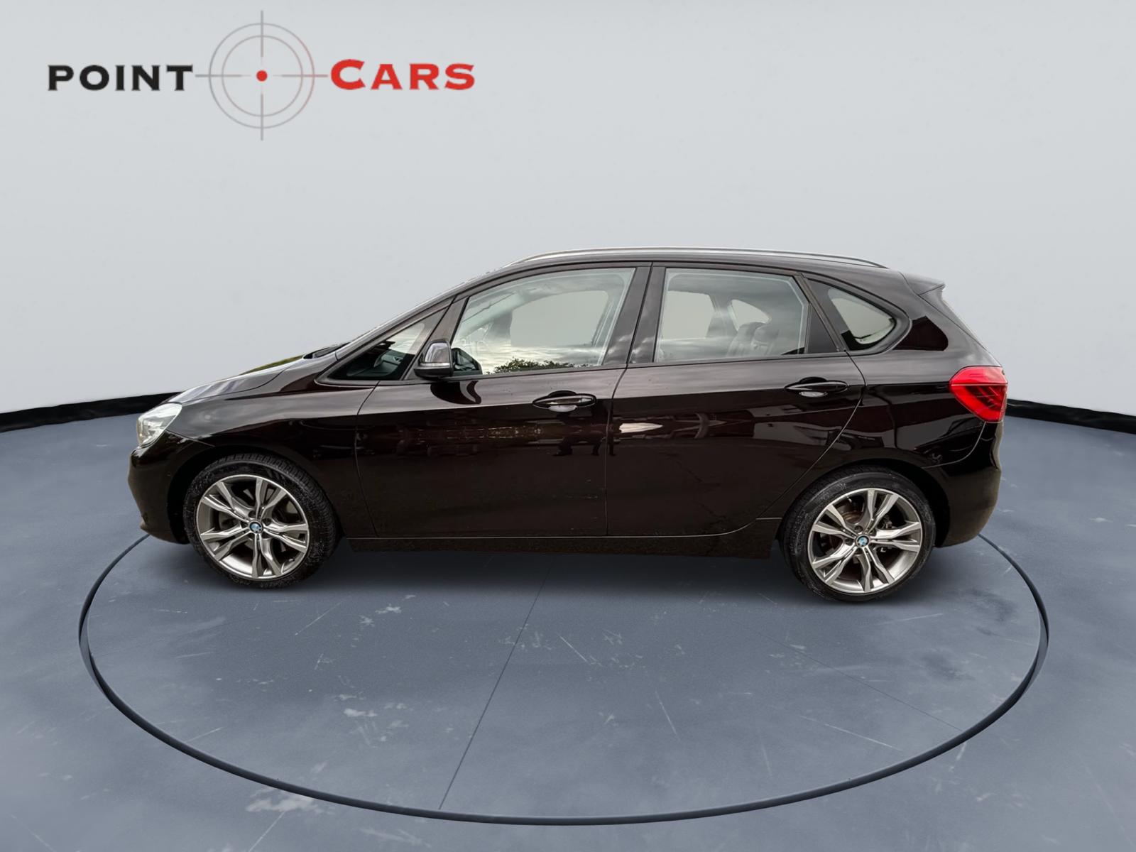 BMW 225i xDrive Active Tourer Sport Line Steptronic-image-1