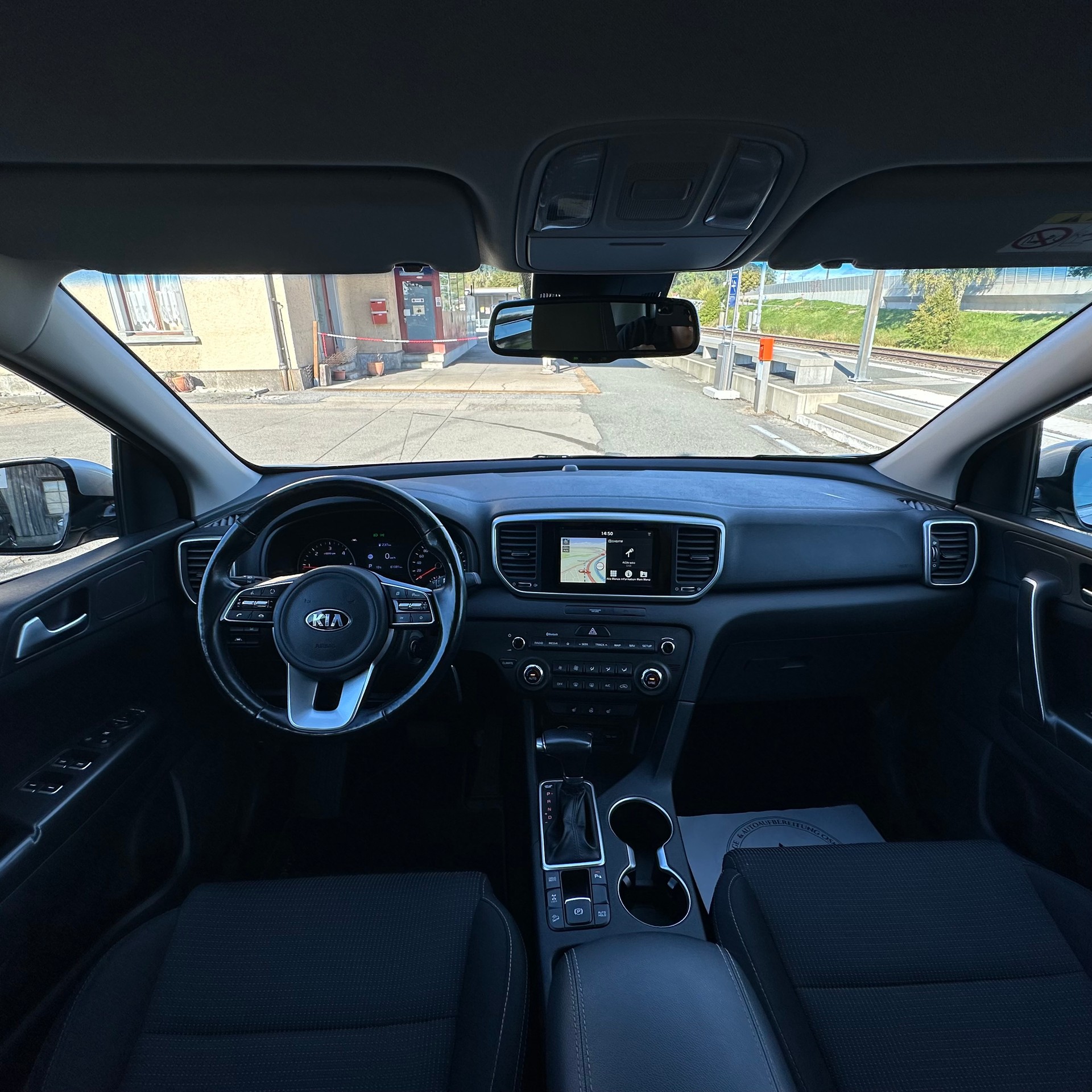 KIA Sportage 1.6CRDi Power 25 4WD Automat-image-9