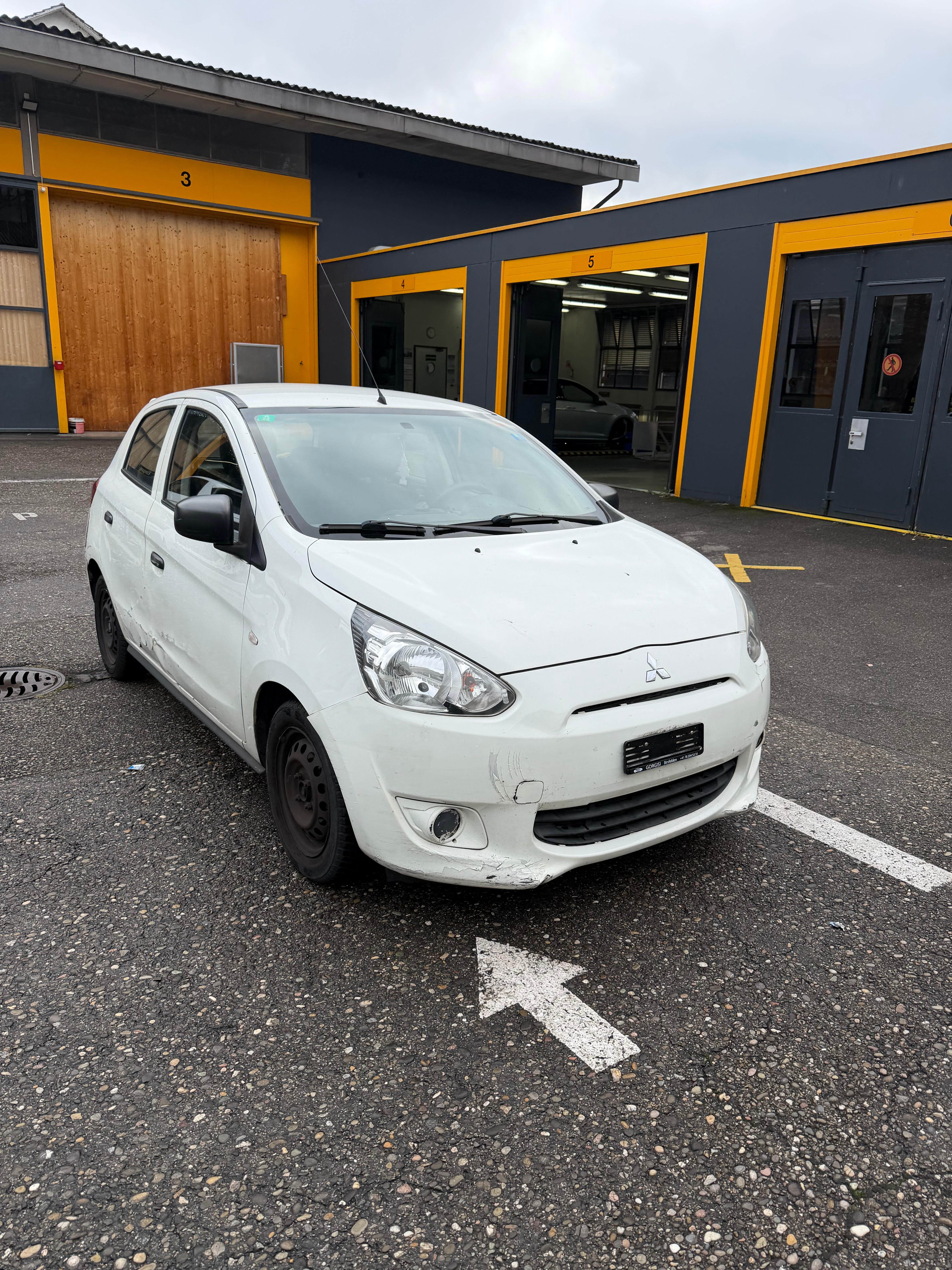 Car photo