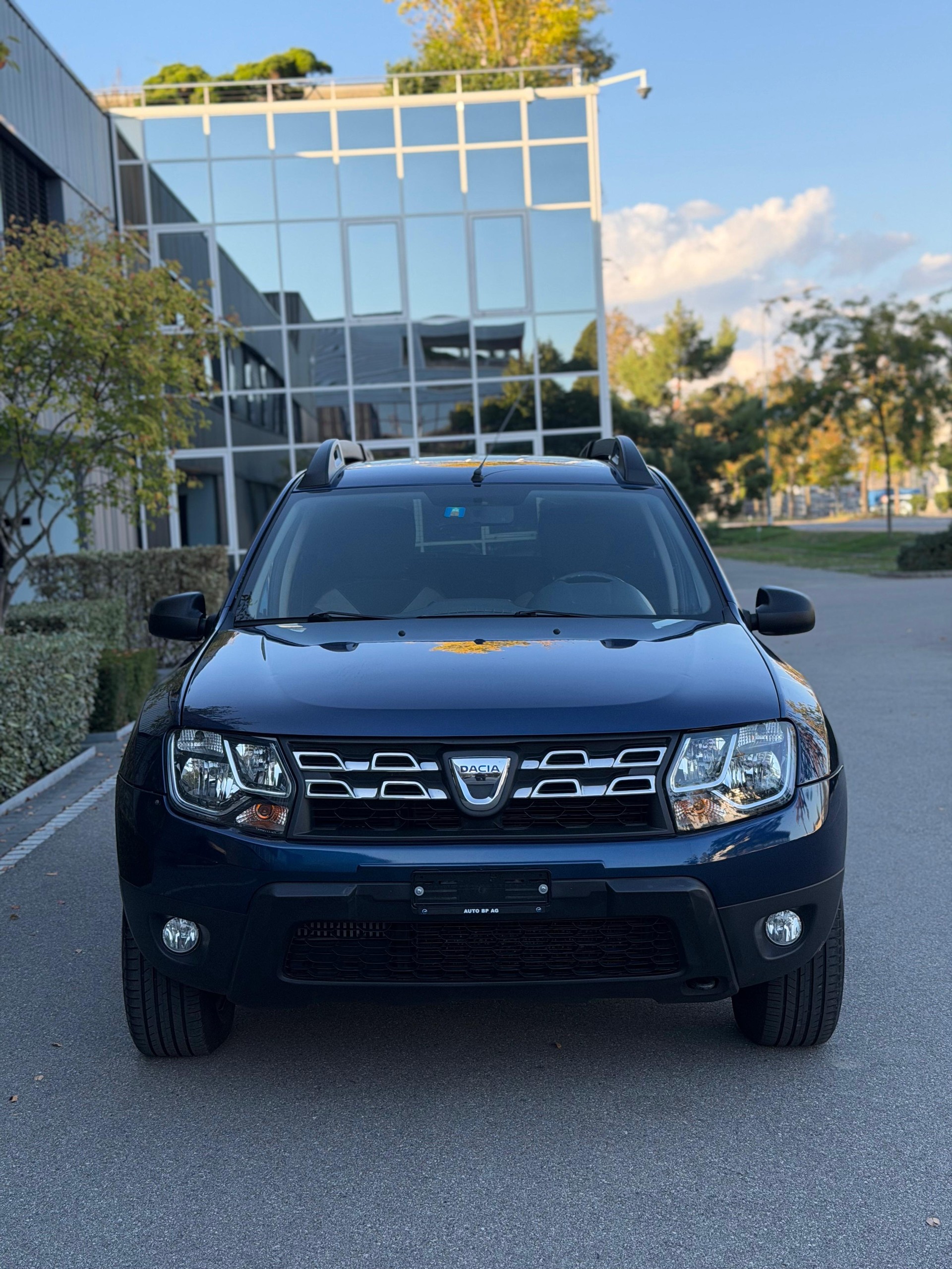 DACIA Duster 1.2 T Lauréate 4x4-image-2