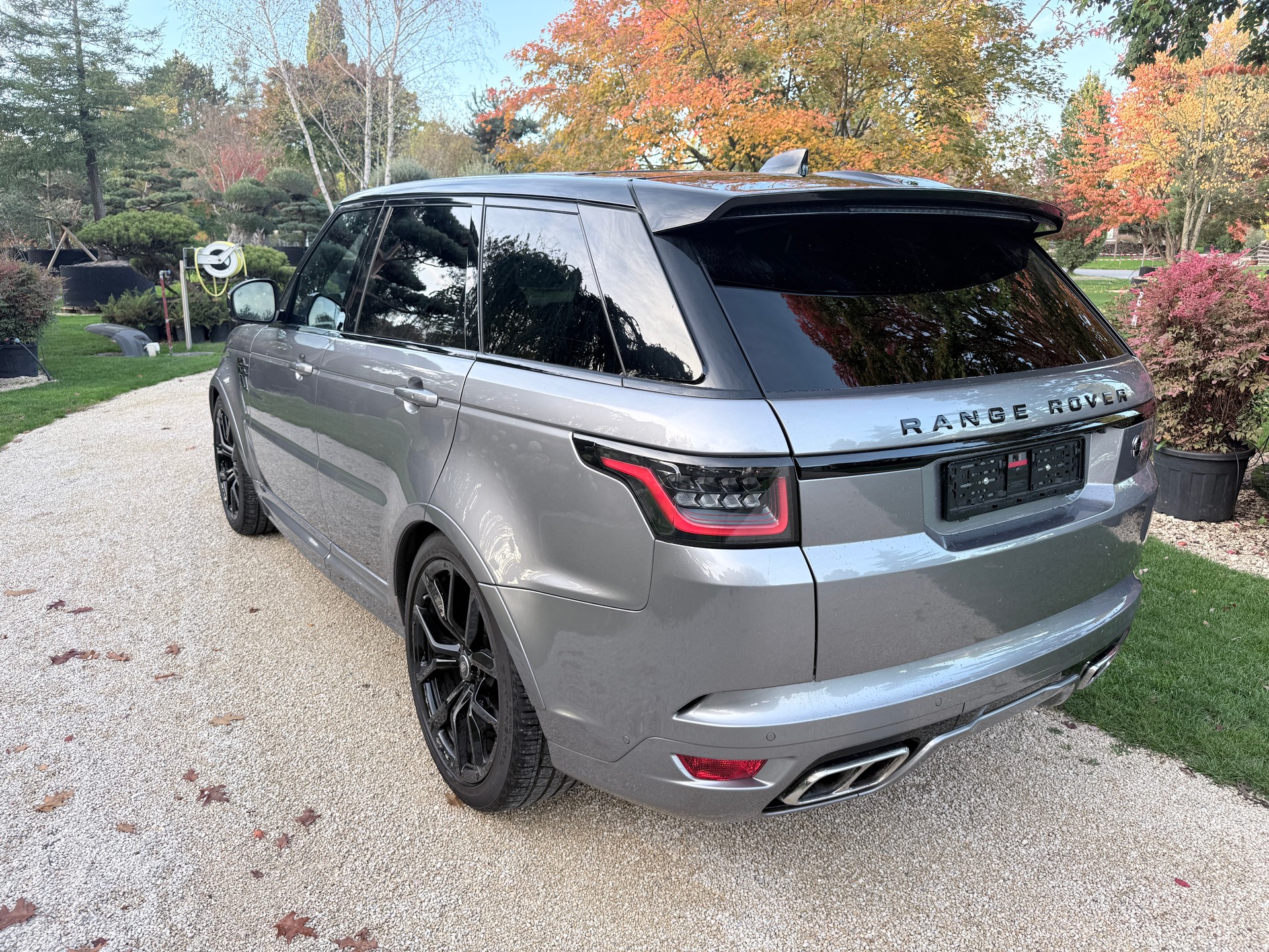 LAND ROVER Range Rover Sport 5.0 V8 S/C SVR Automatic-image-3