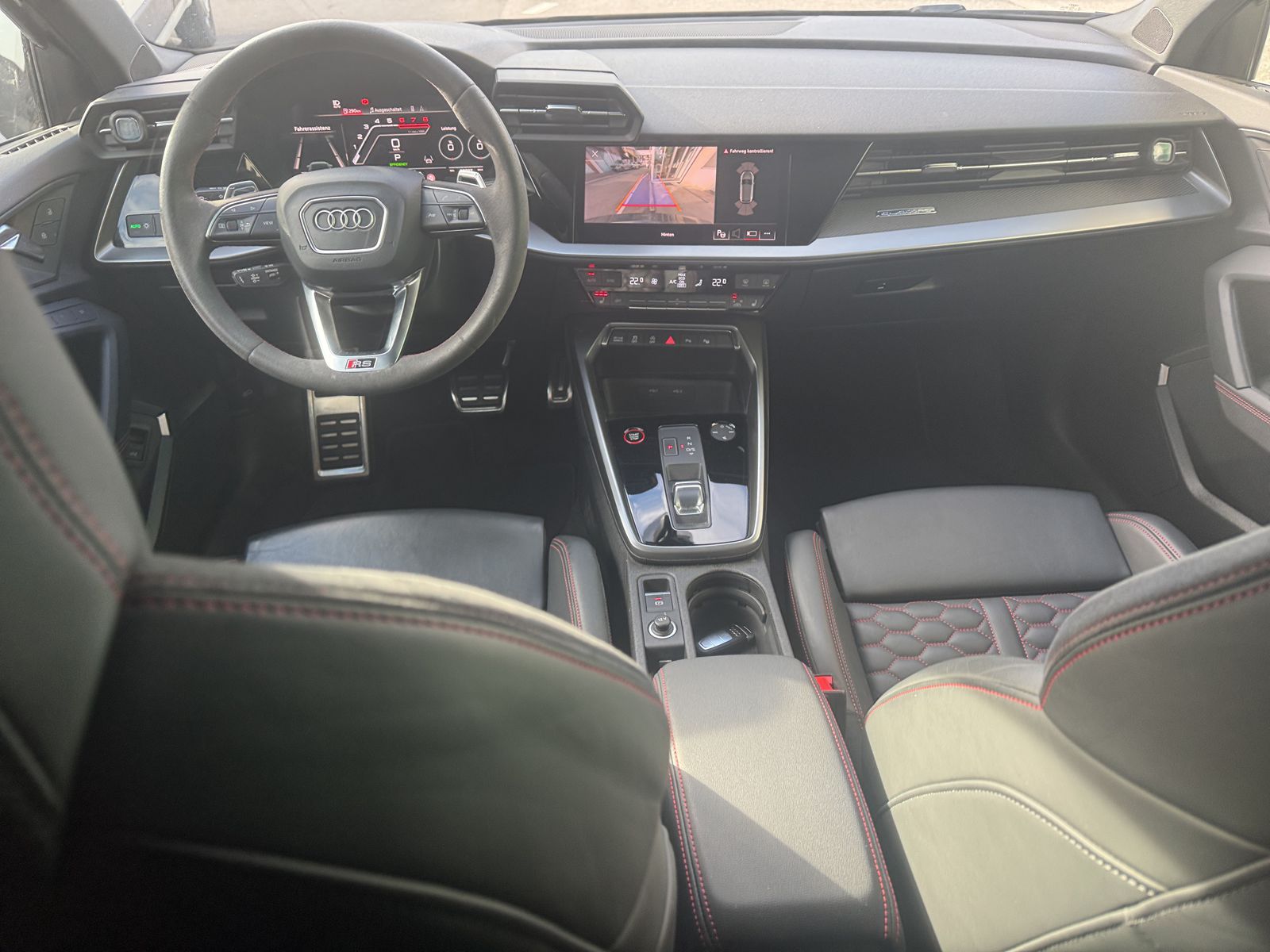 AUDI RS3 Sportback 2.5 TSI quattro S-tronic-image-5