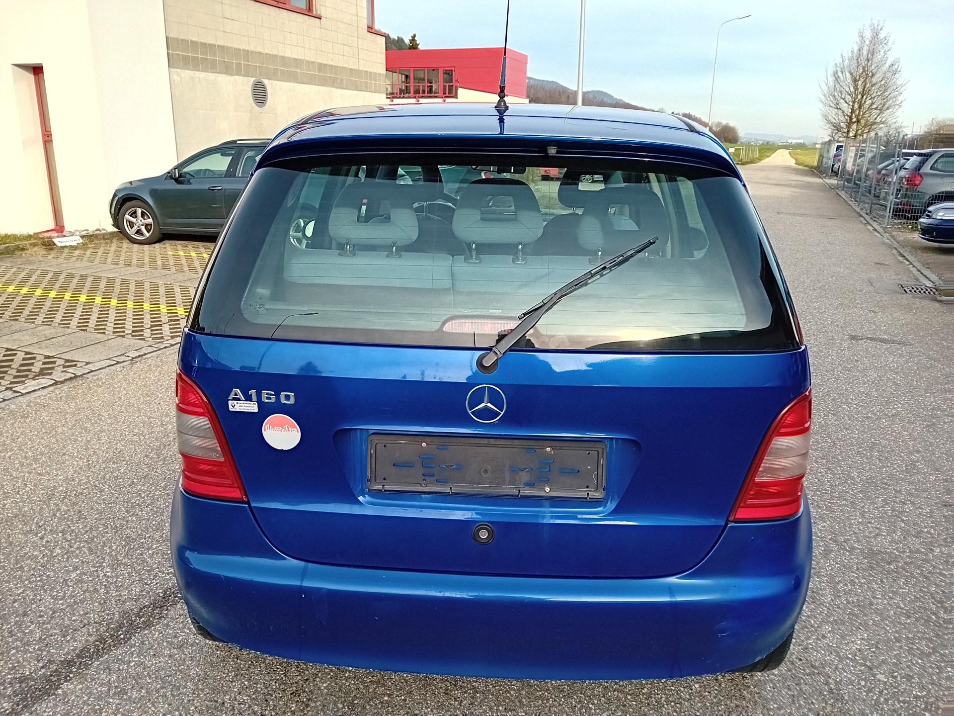 MERCEDES-BENZ A 160 Avantgarde-image-3