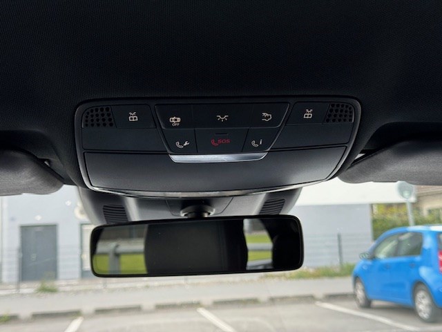 MERCEDES-BENZ E 200 Avantgarde 9G-Tronic-image-16