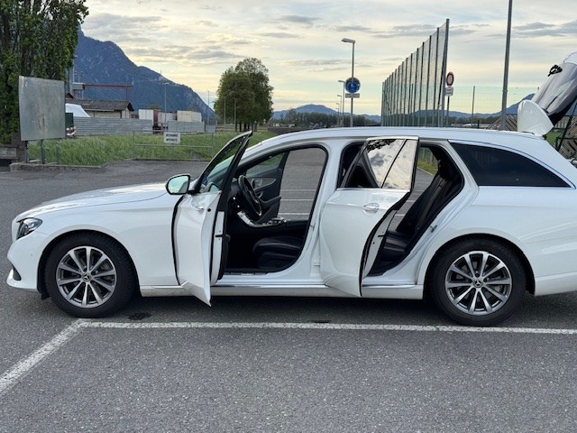 MERCEDES-BENZ E 200 Avantgarde 9G-Tronic-image-6