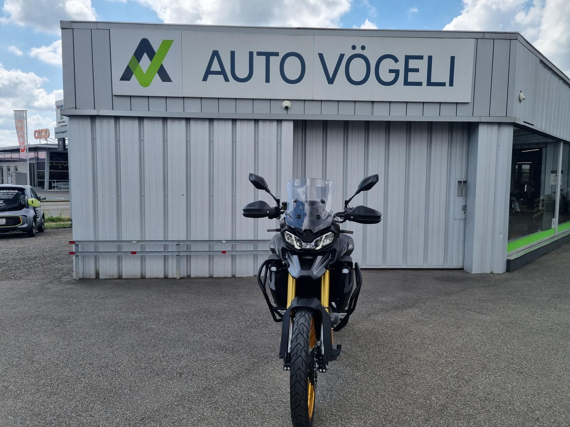 VOGE 900DSX Adventure Black Knight 35kw oder 70kw-showroom-element-2