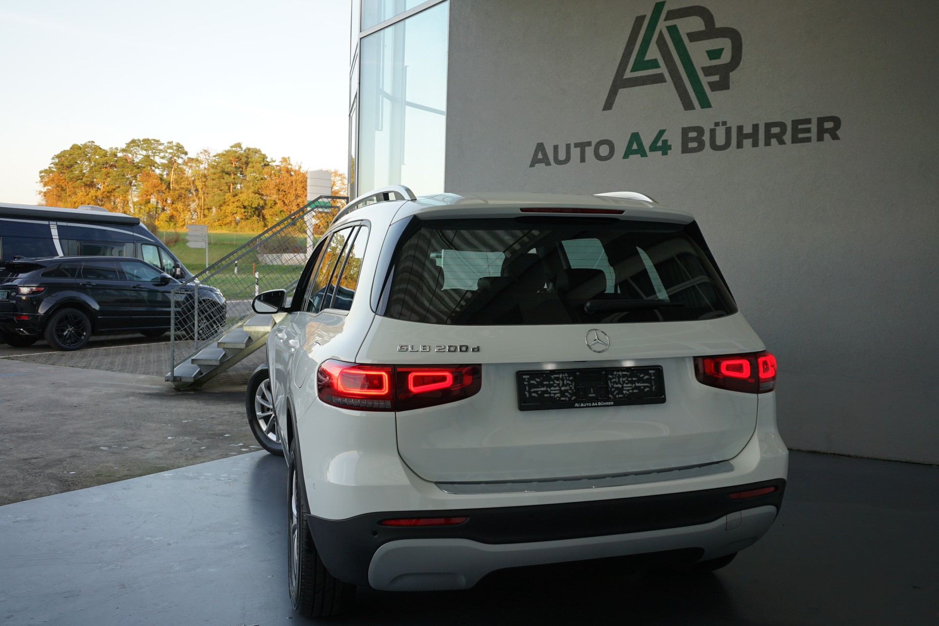 MERCEDES-BENZ GLB 200 d Style-image-6