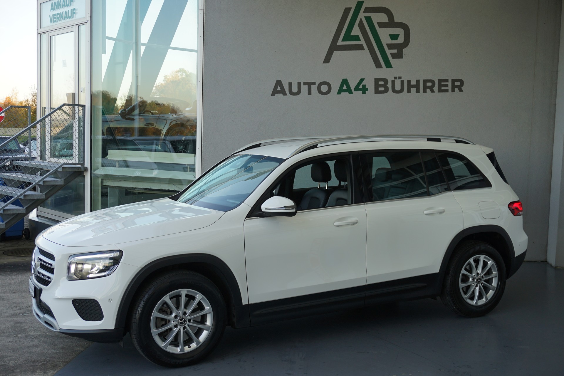 MERCEDES-BENZ GLB 200 d Style-image-3