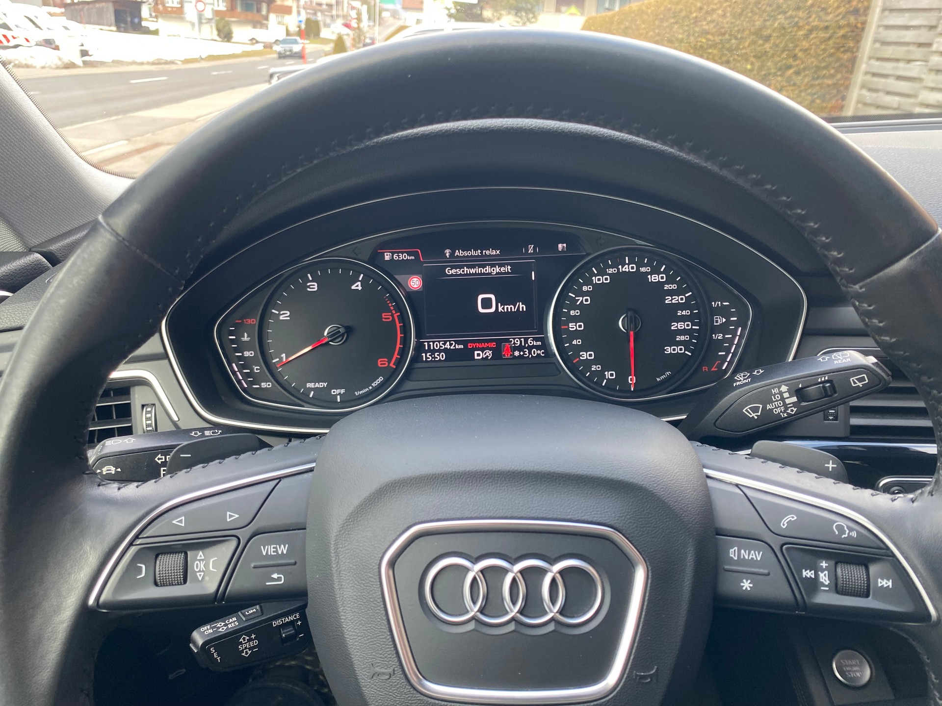 AUDI A4 Avant 40 TDI quattro S-tronic-image-5