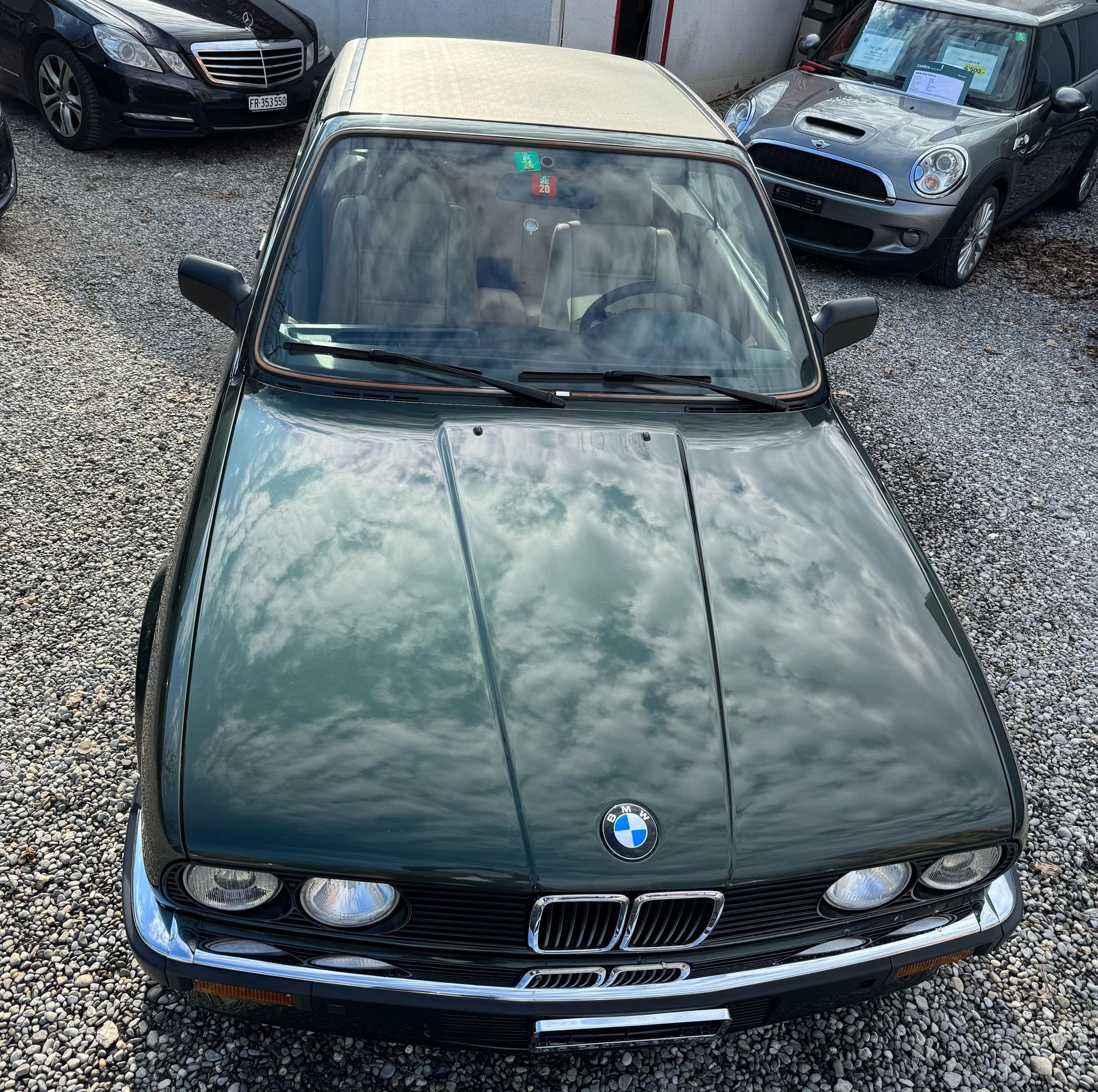 BMW 325i Cabrio-image-5