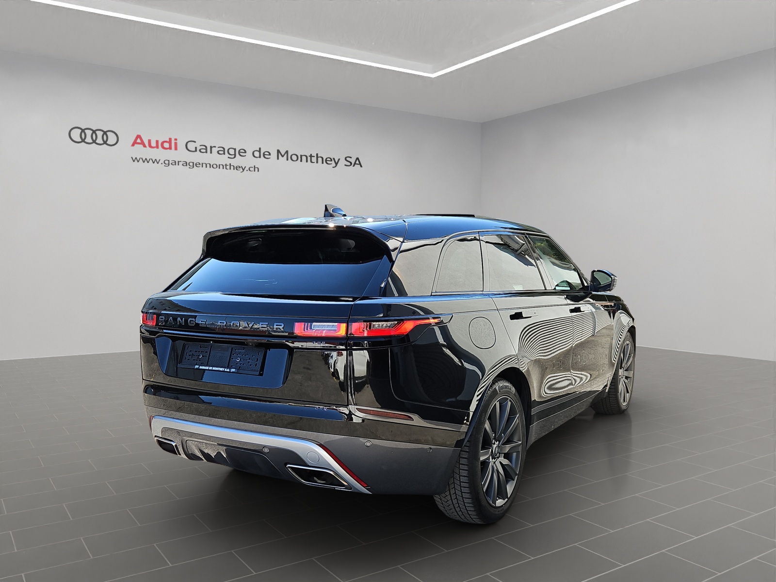 LAND ROVER Range Rover Velar R-Dynamic P 380 HSE Automatic-image-3