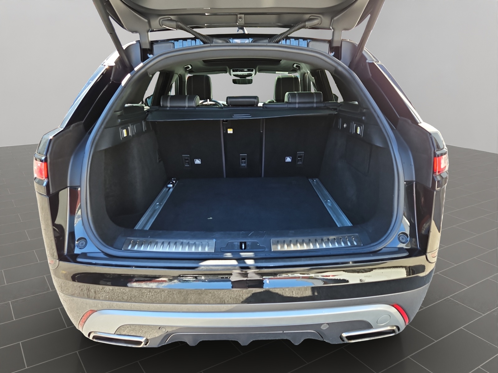 LAND ROVER Range Rover Velar R-Dynamic P 380 HSE Automatic-image-15