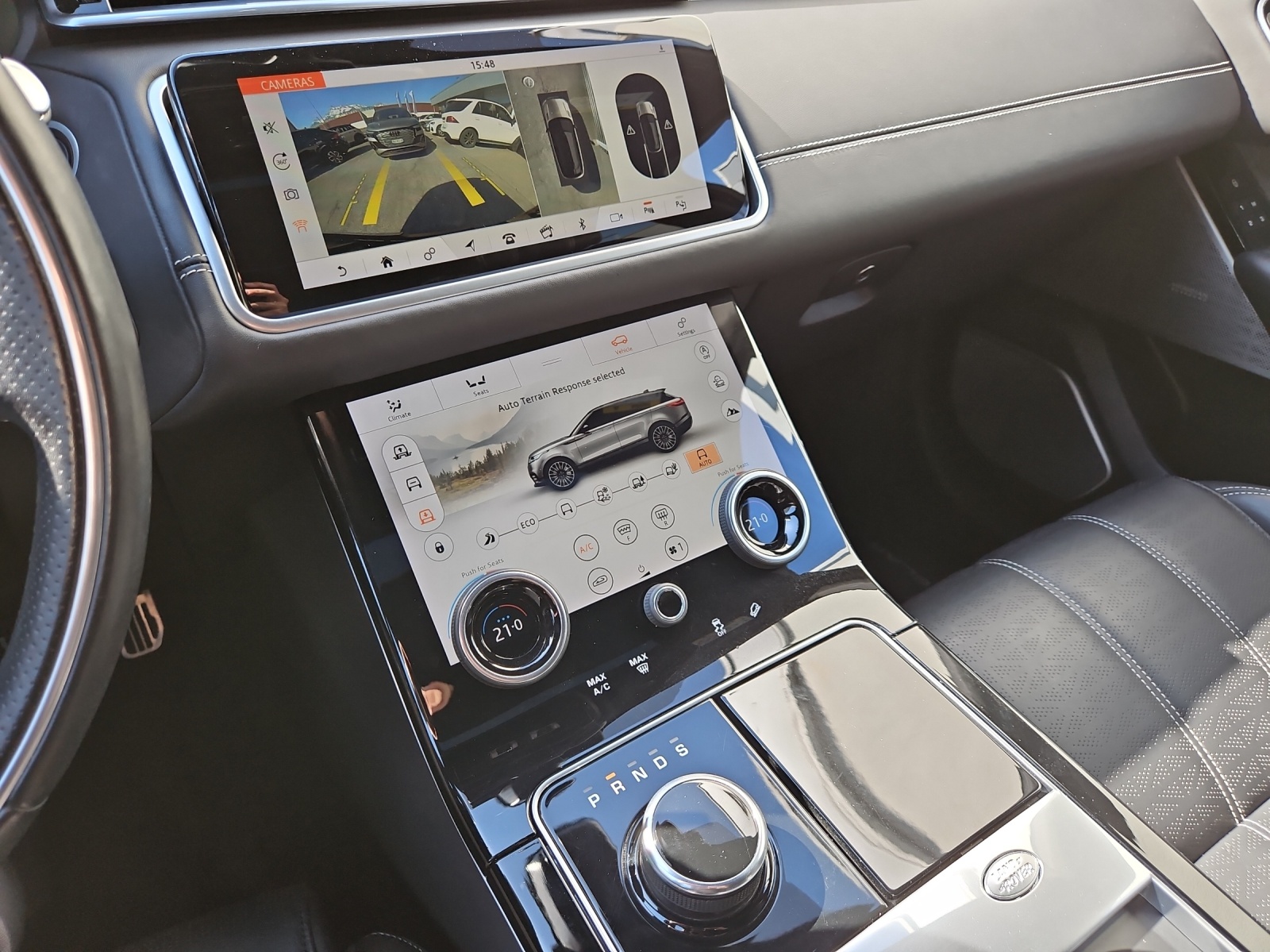 LAND ROVER Range Rover Velar R-Dynamic P 380 HSE Automatic-image-12