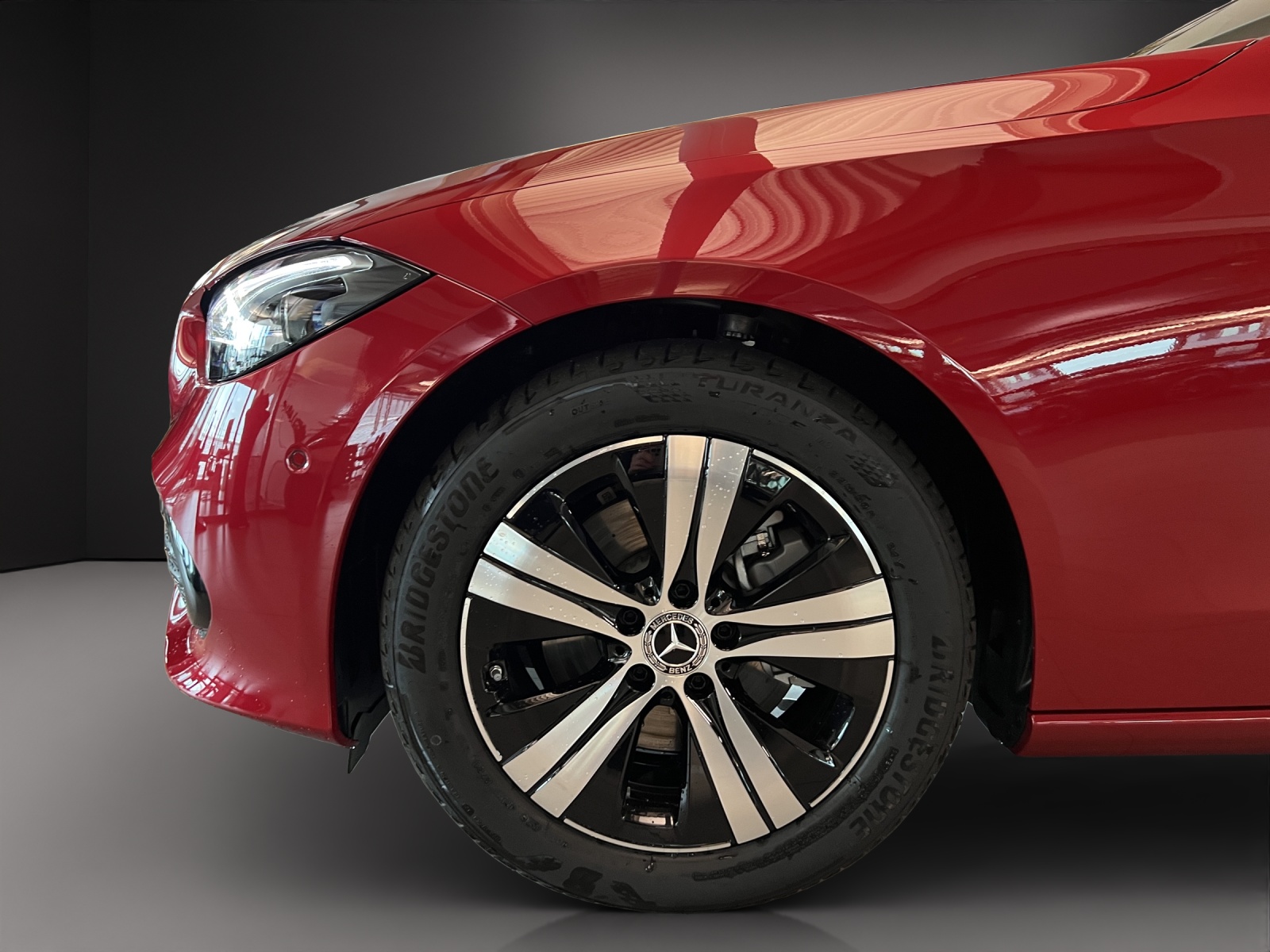 MERCEDES-BENZ C 220 d T 4 M Swiss Star-image-7