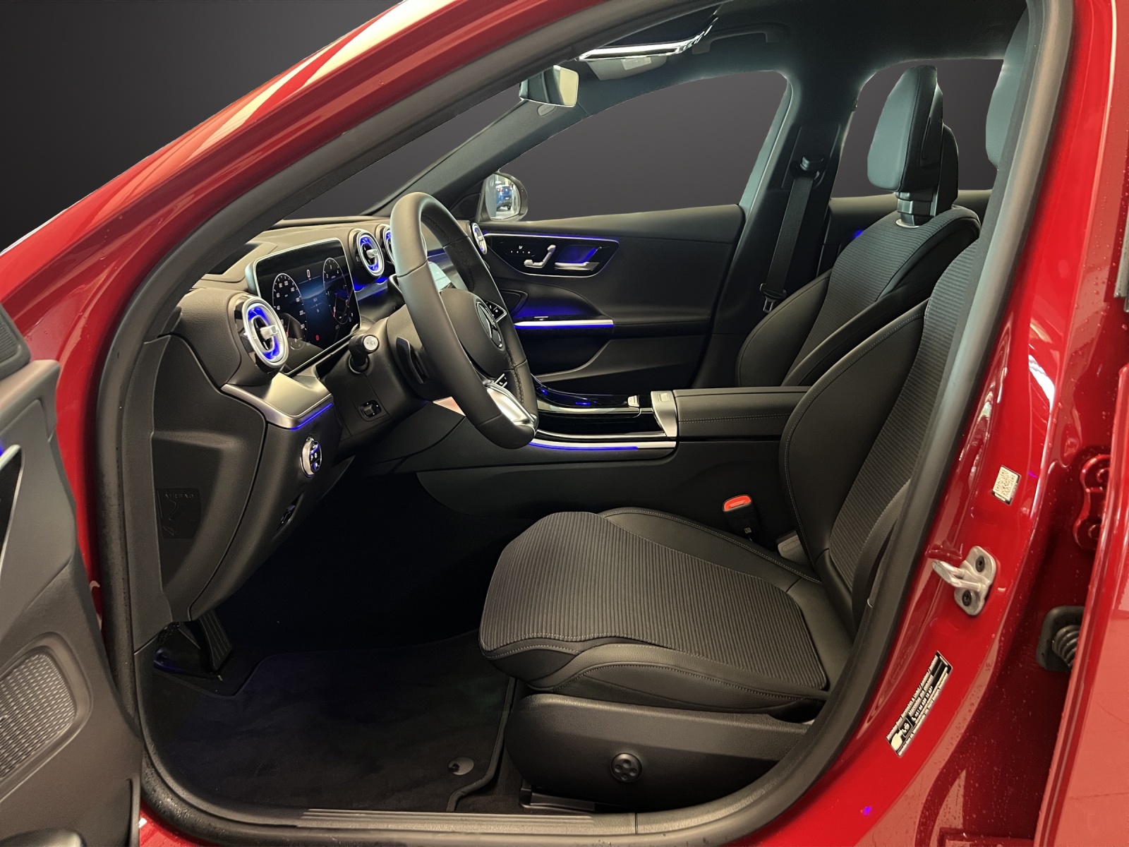 MERCEDES-BENZ C 220 d T 4 M Swiss Star-image-8