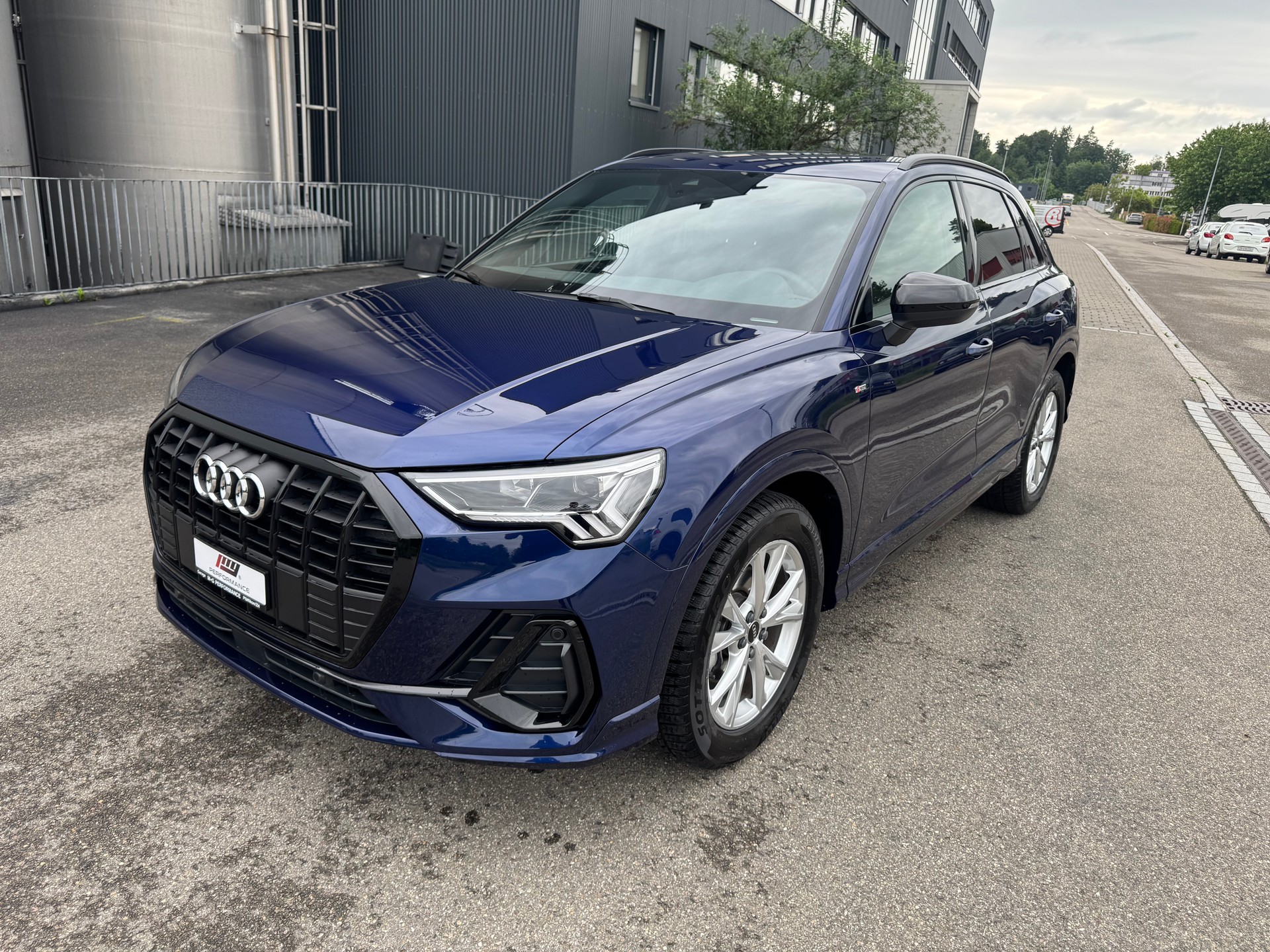 AUDI Q3 35 TFSI S line S-tronic