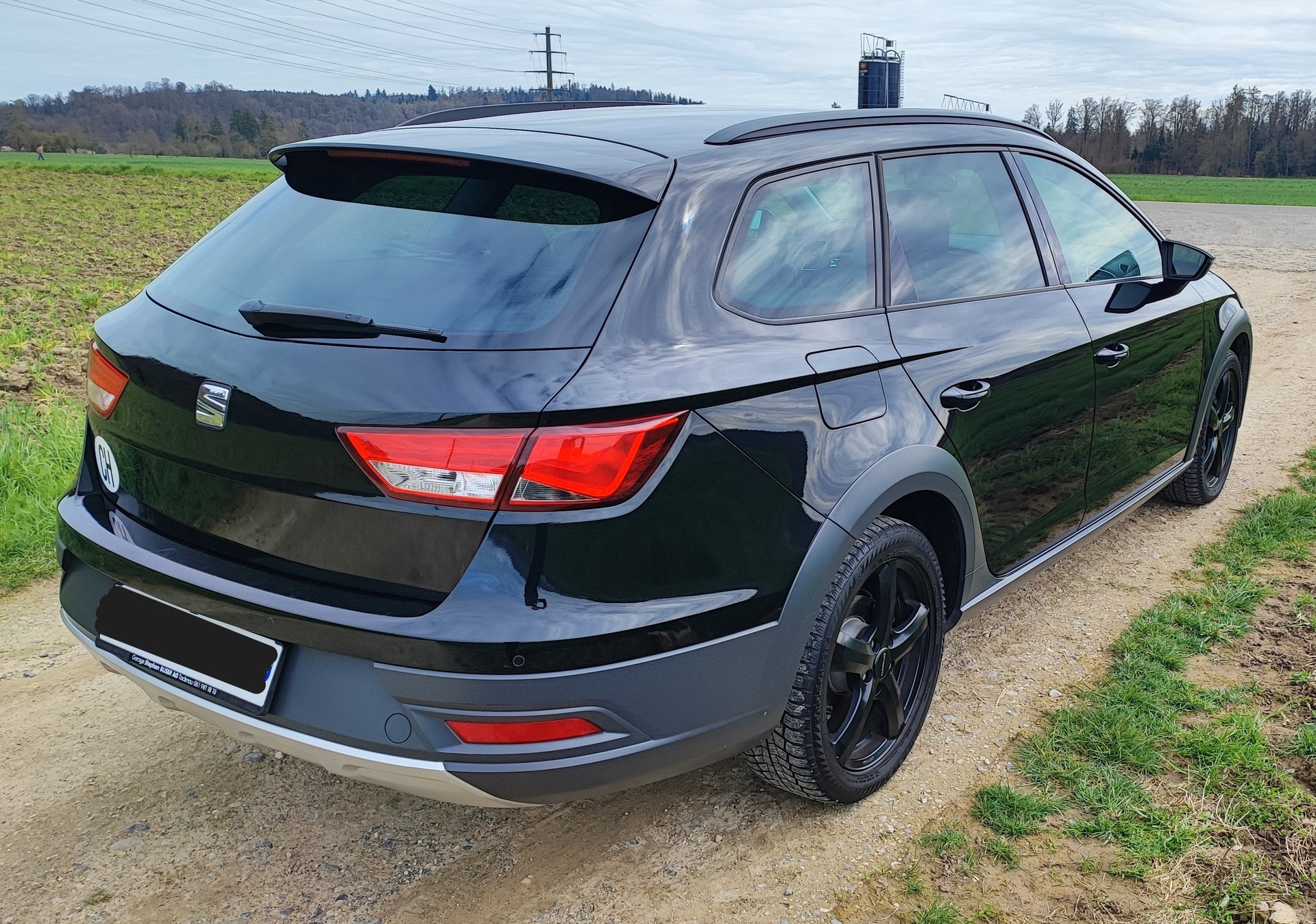 SEAT Leon ST 2.0 TDI CR X-Perience 4Drive DSG-image-3