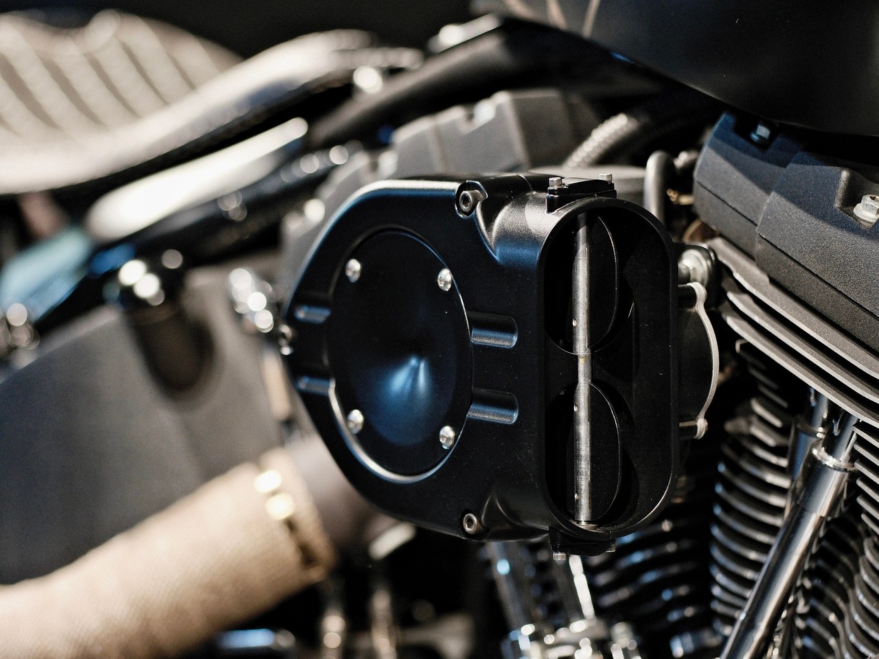 HARLEY-DAVIDSON FXSTB Night Train-image-8