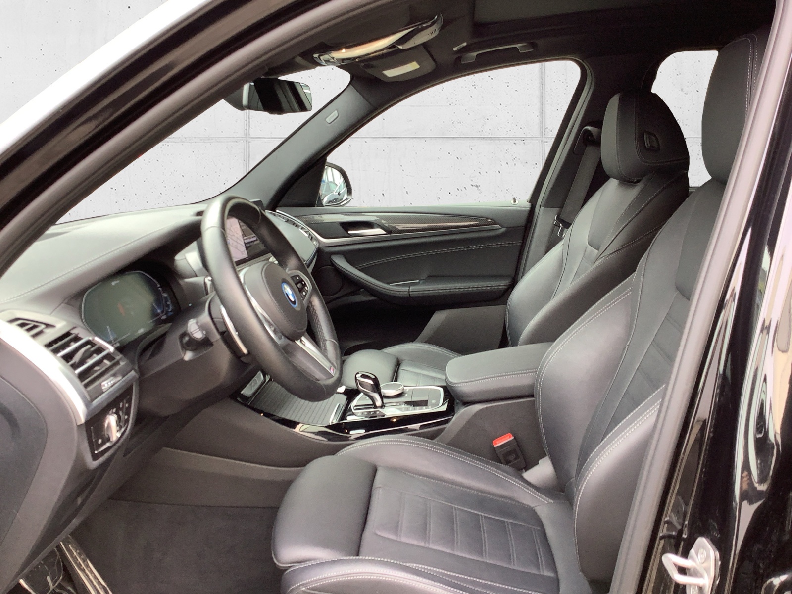 BMW X3 xDrive 30e M Sport-image-12