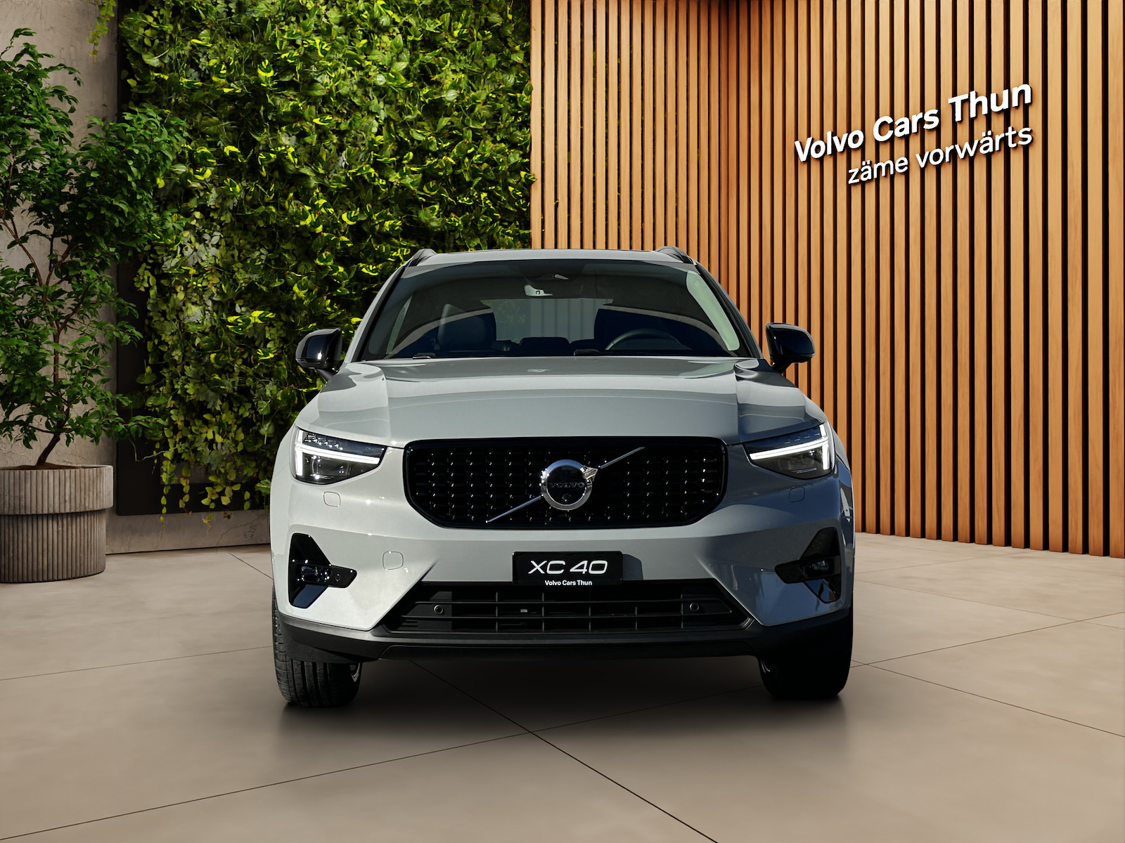 VOLVO XC40 2.0 B4 MH Ultra Dark-image-1