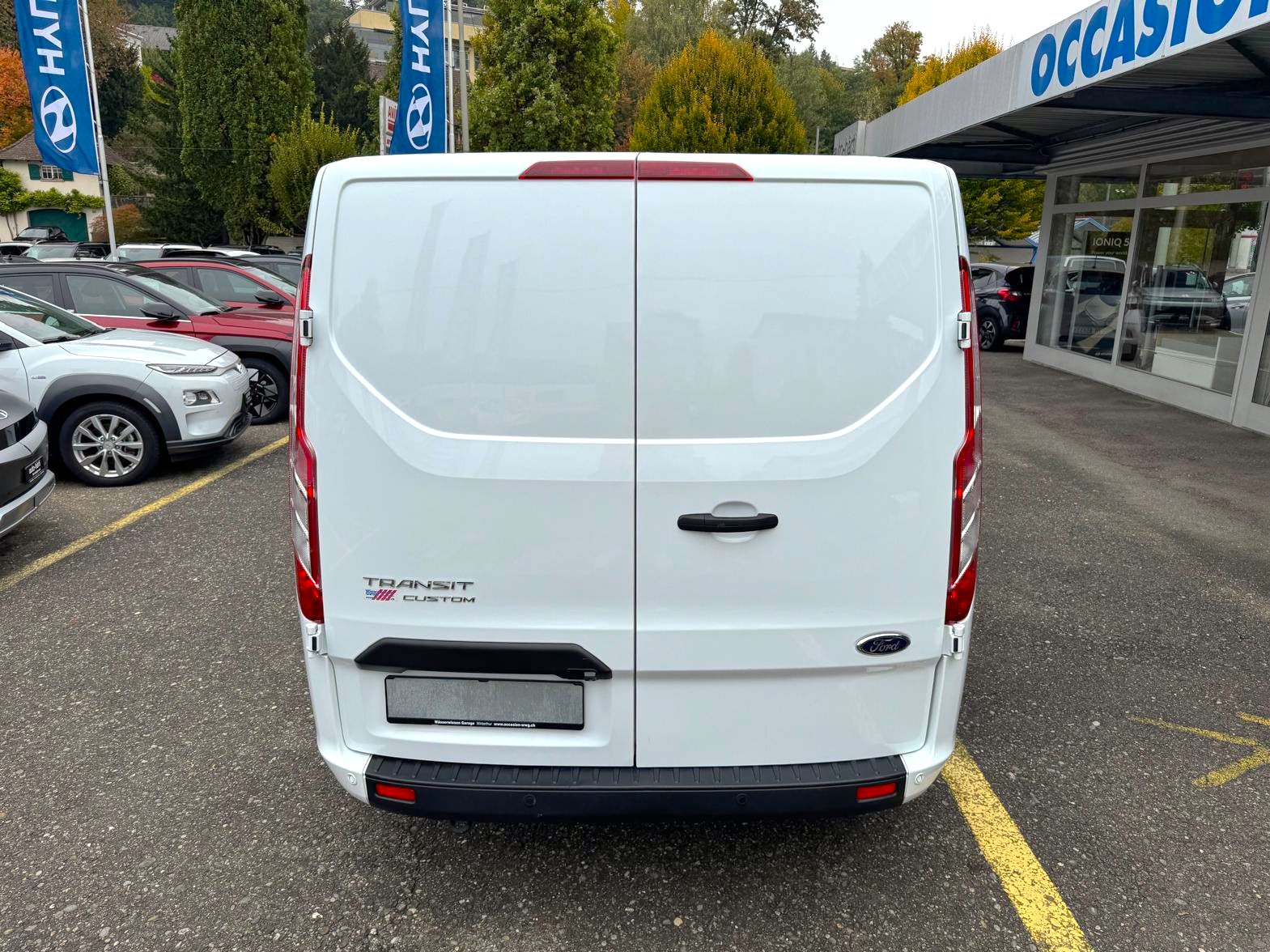 FORD Transit Cust 300 L2 Tre AT-image-13