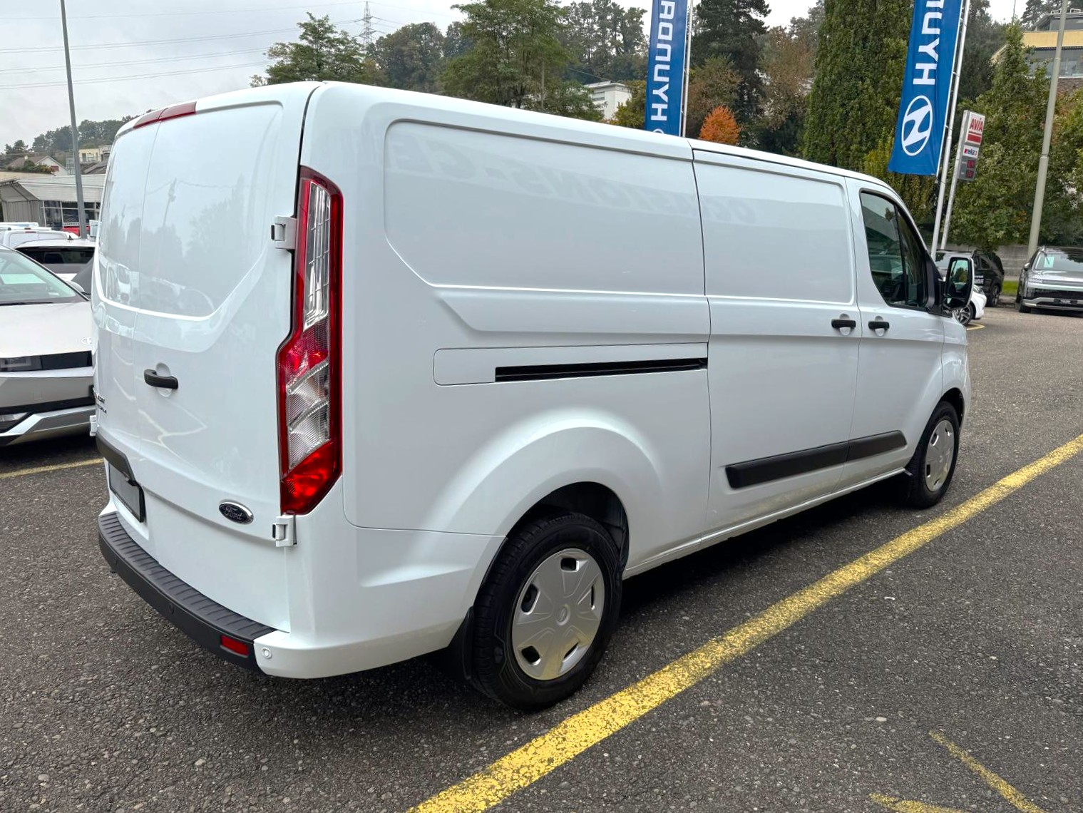 FORD Transit Cust 300 L2 Tre AT-image-5