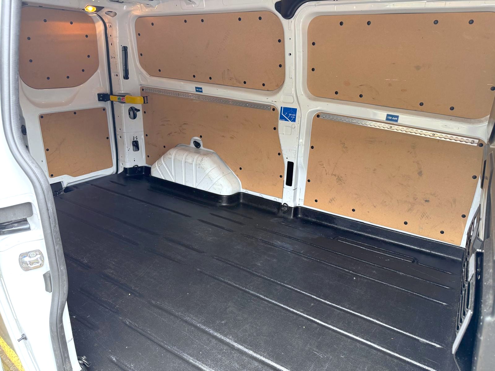 FORD Transit Cust 300 L2 Tre AT-image-7