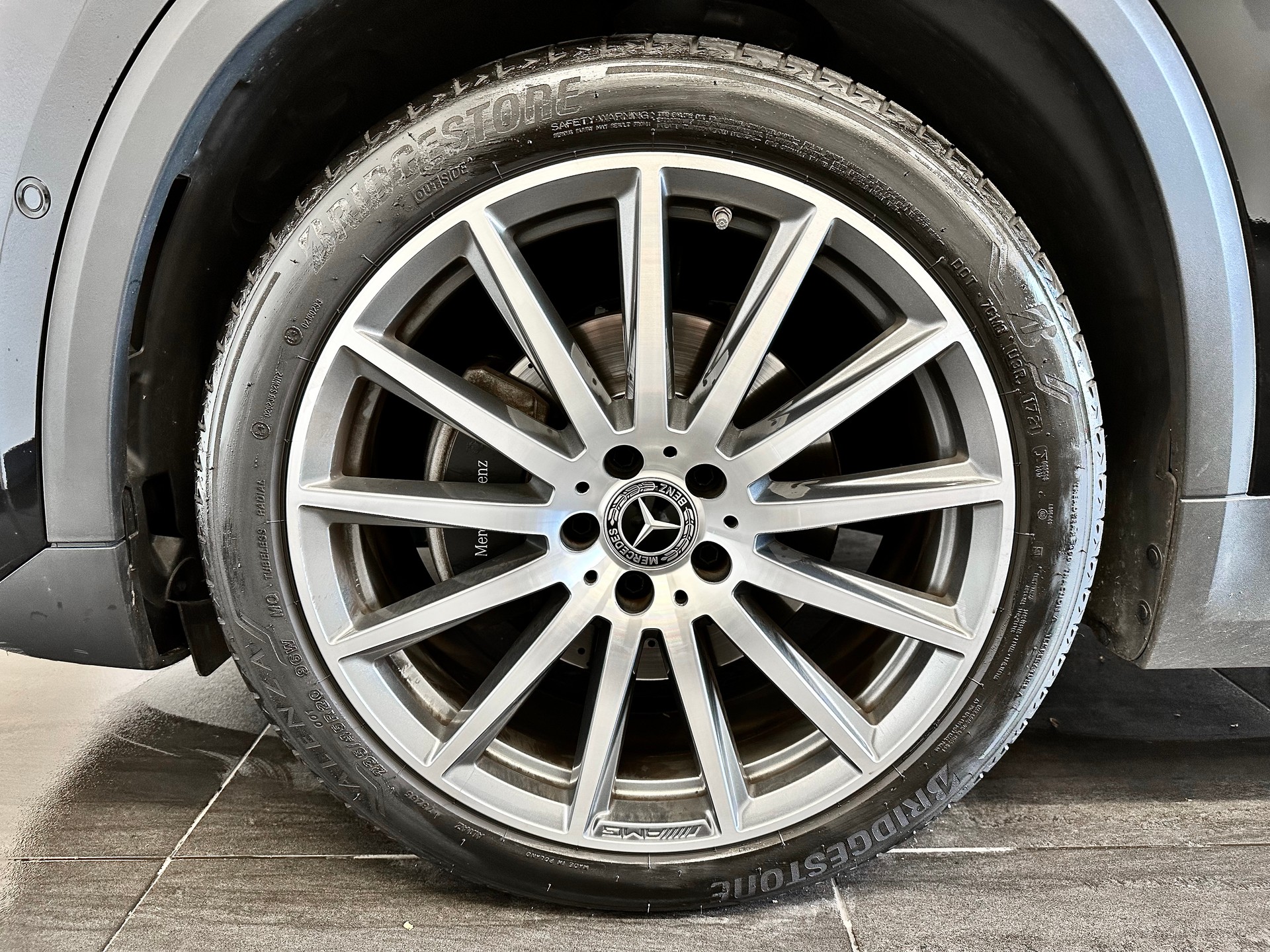 MERCEDES-BENZ GLA 220d 4Matic AMG Line 8G-DCT-image-5
