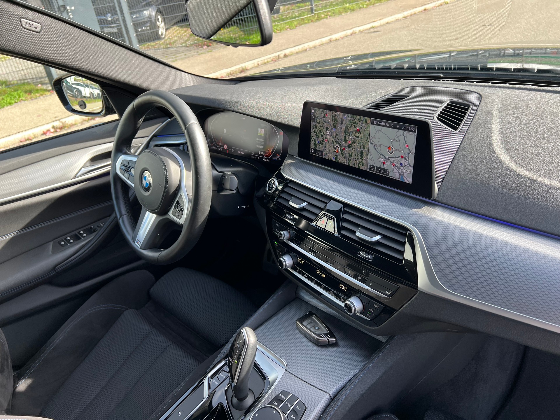 BMW 520d M Sport Edition Steptronic-image-19