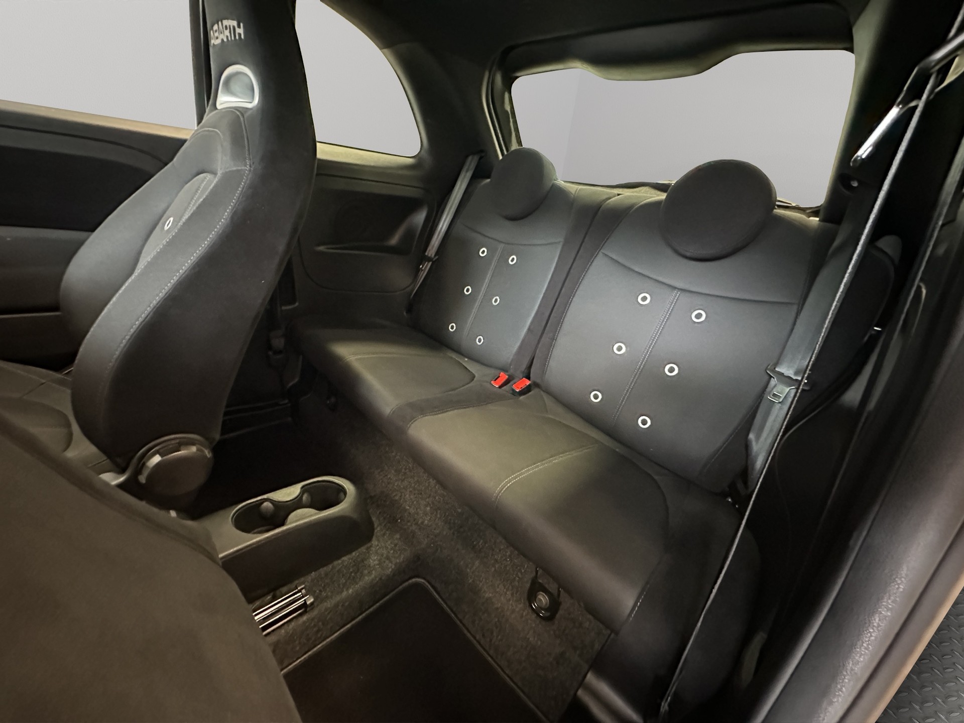 FIAT 595 1.4 16V Turbo Abarth-image-10