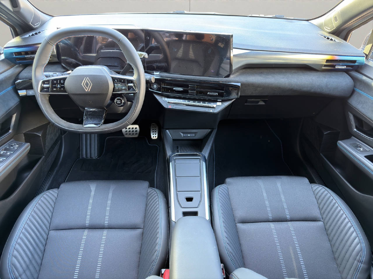 RENAULT Clio 1.8 E-Tech esprit Alpine-image-4