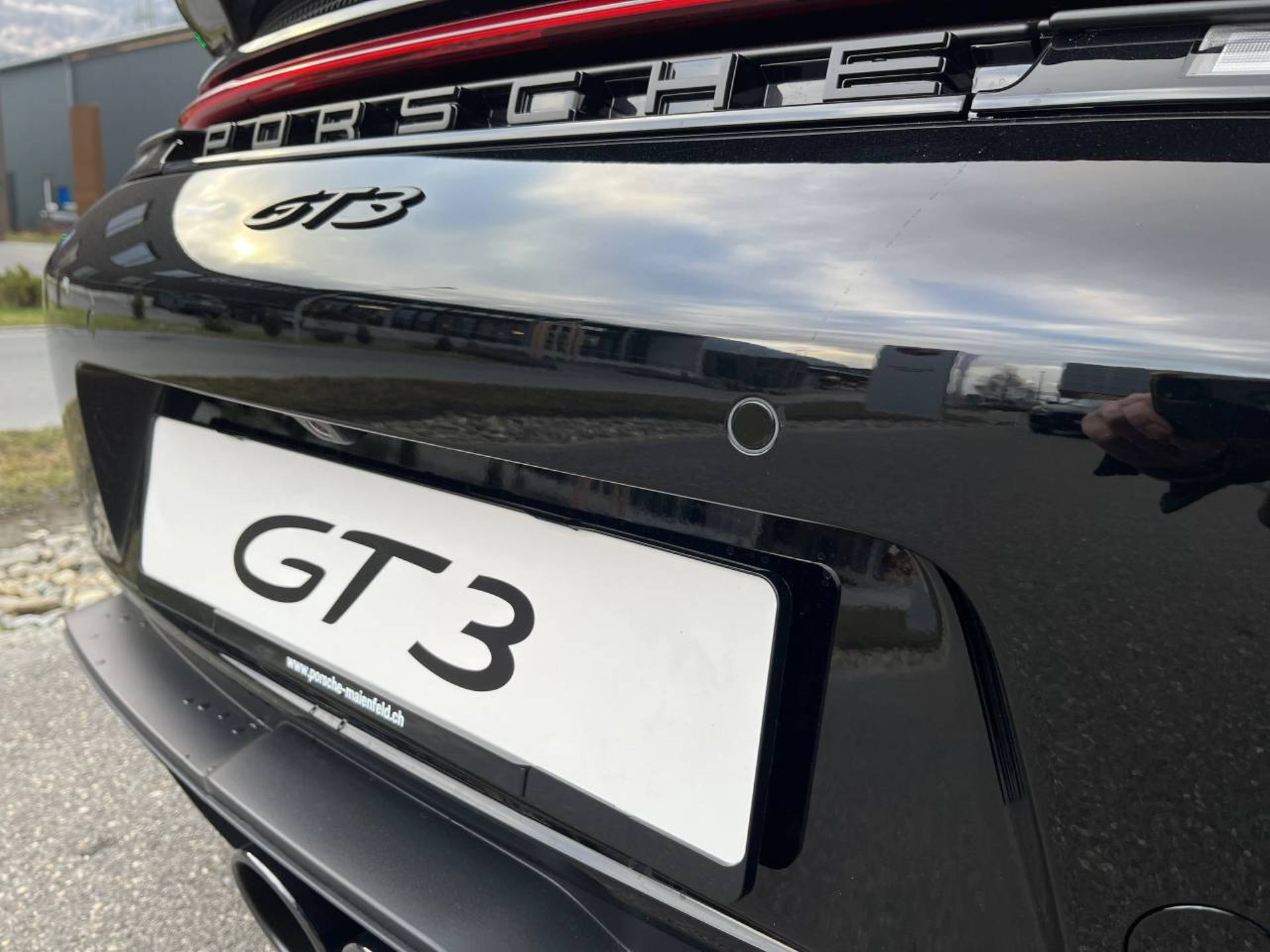 PORSCHE 911 GT3-image-11