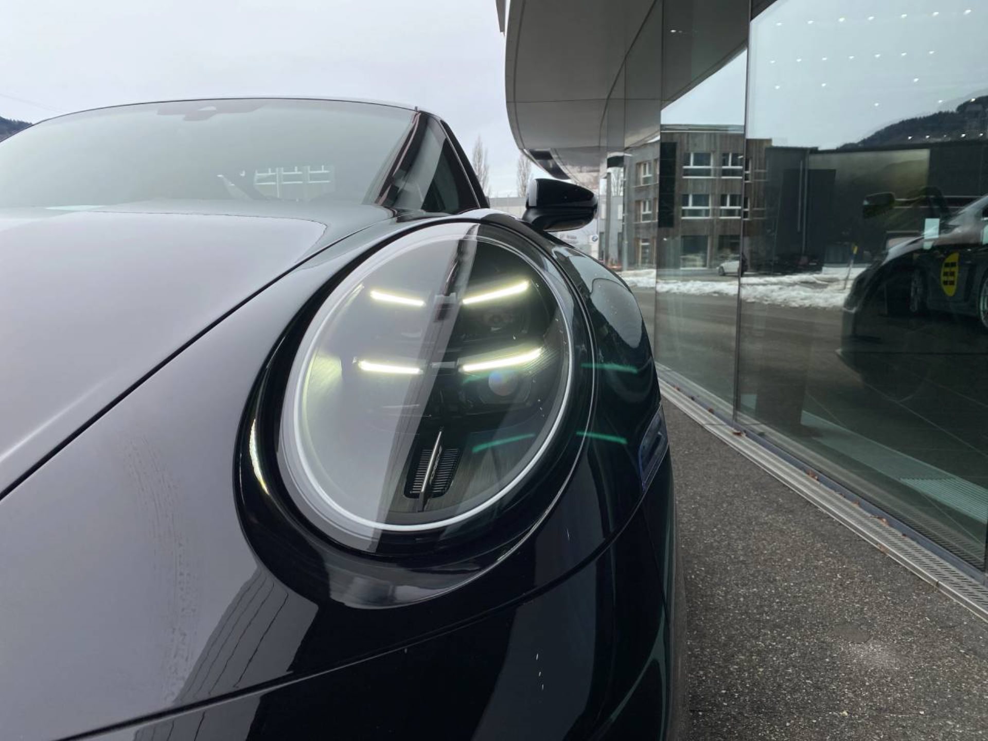 PORSCHE 911 GT3-image-10