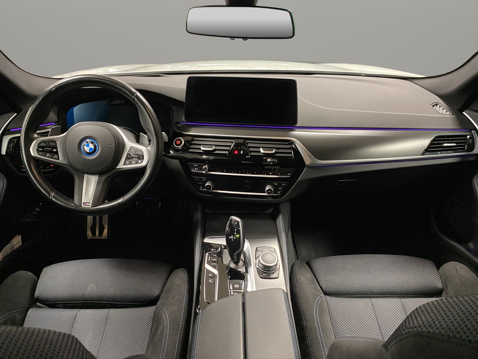 BMW 530 e xDrive Touring M-image-9