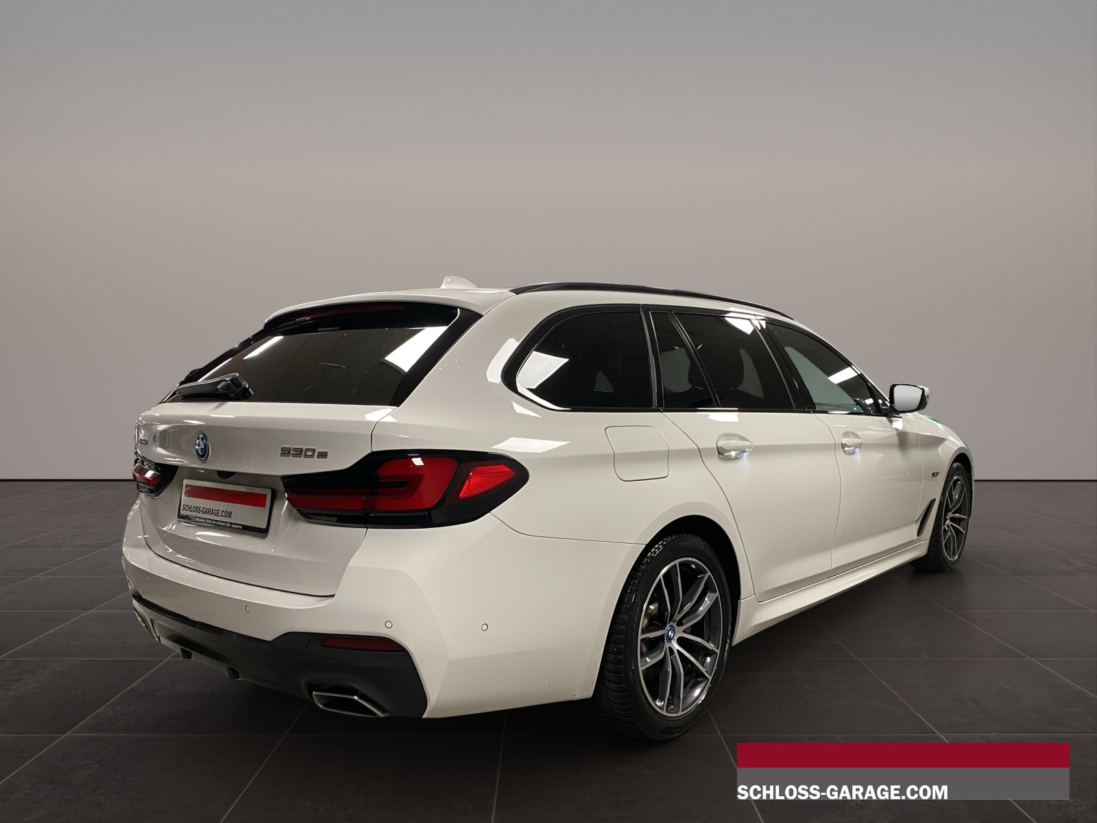 BMW 530 e xDrive Touring M-image-5