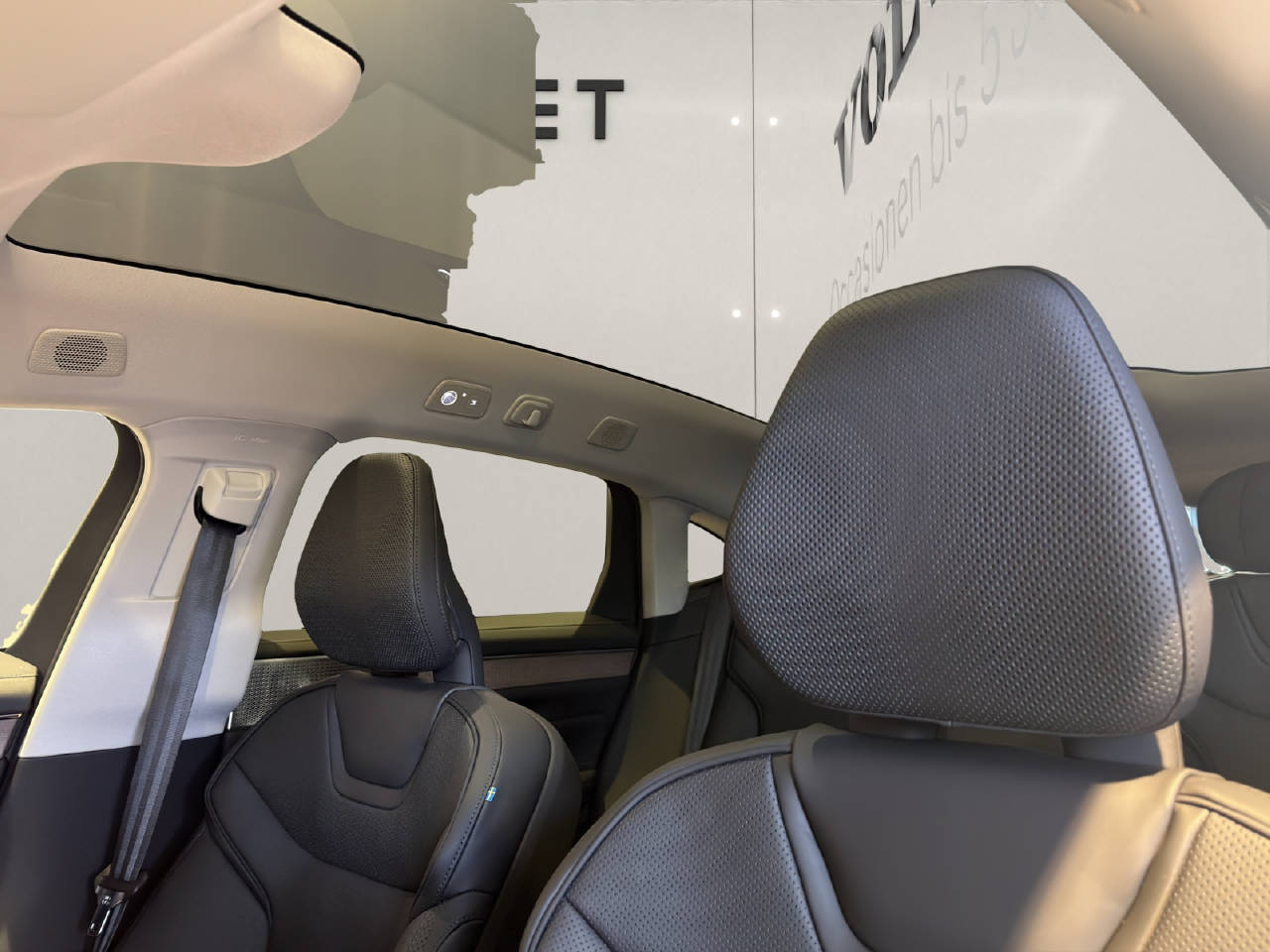 VOLVO ES90 Ultra-image-15