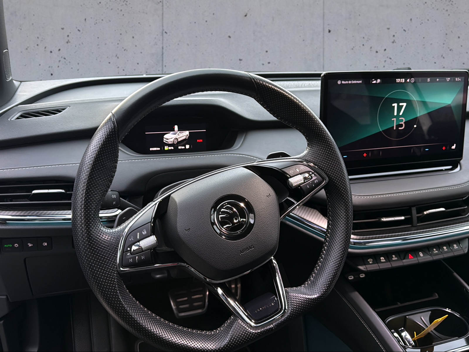 SKODA Enyaq iV 60 SportLine-image-3