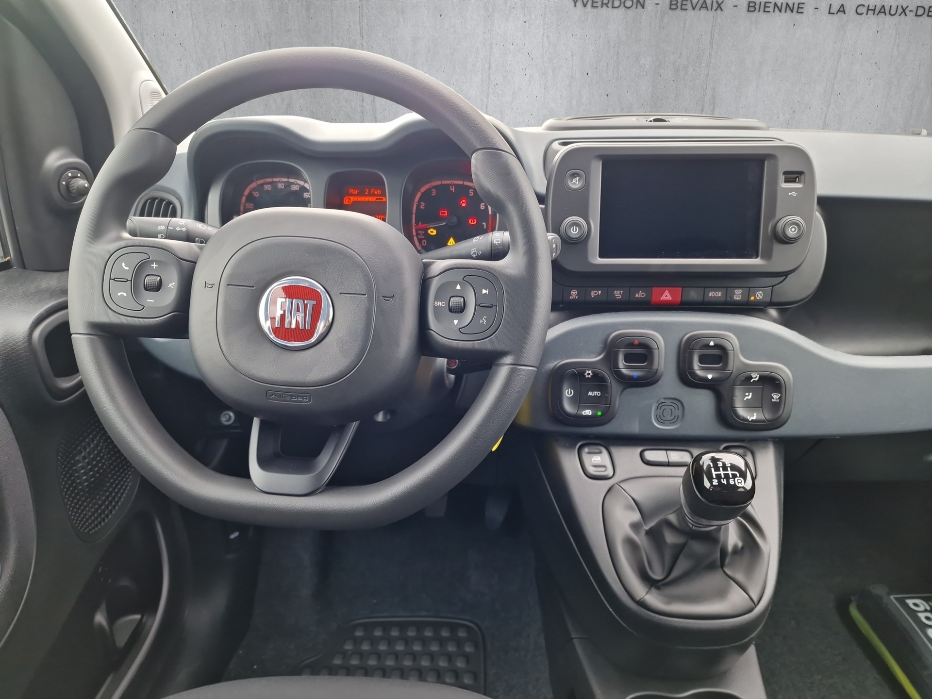 FIAT PANDA 1.0 Hybrid Cross-image-8