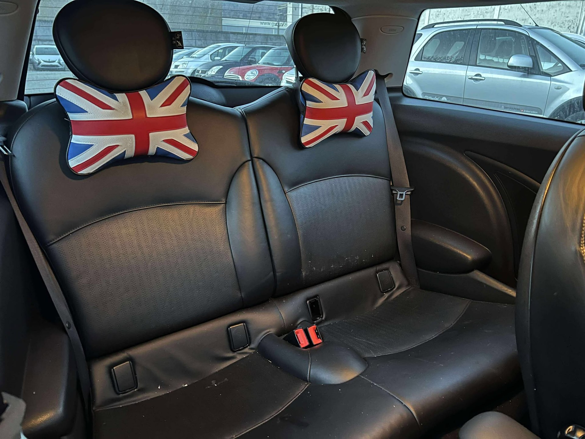 MINI Cooper-image-5
