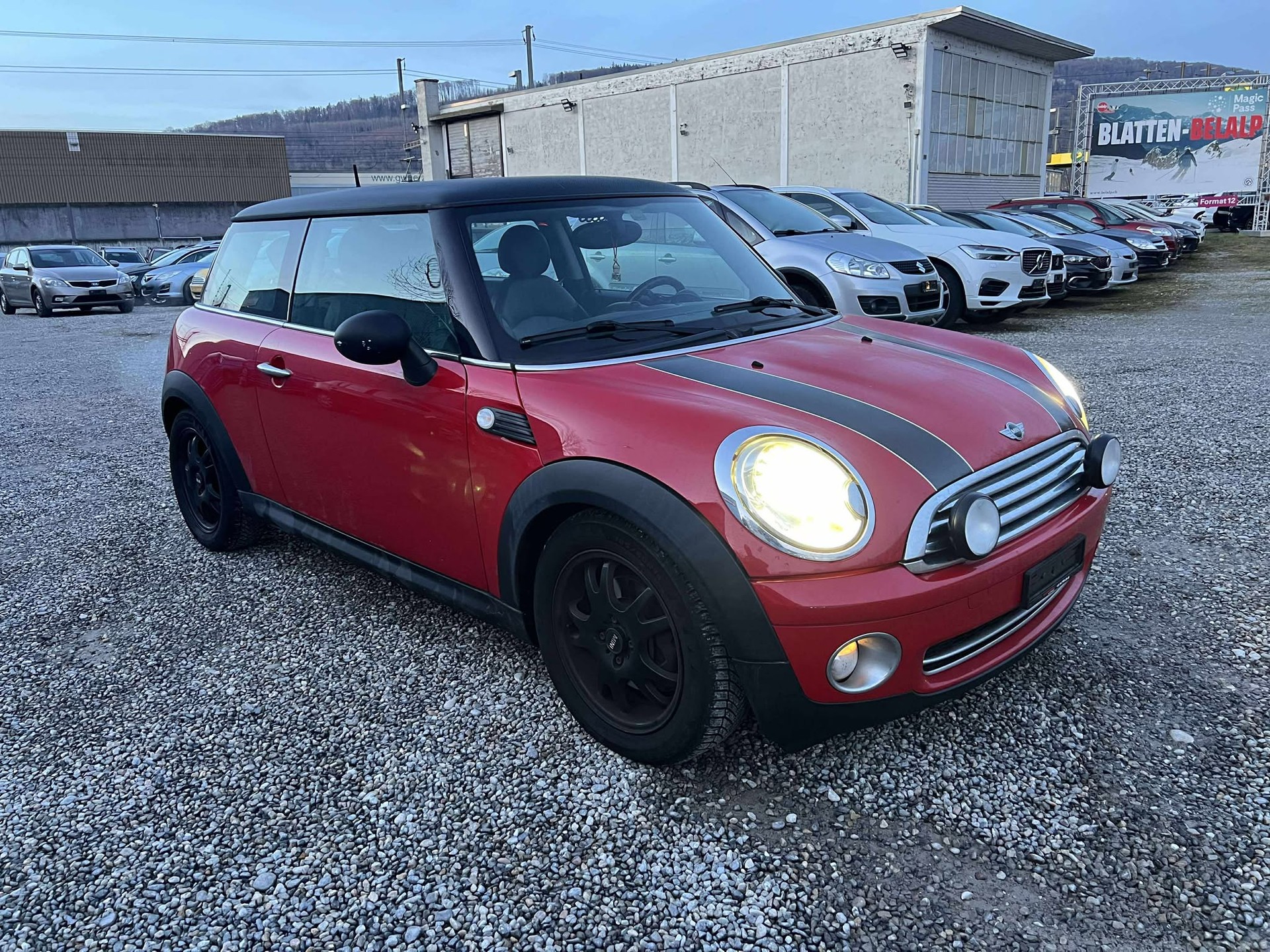 MINI Cooper-image-10