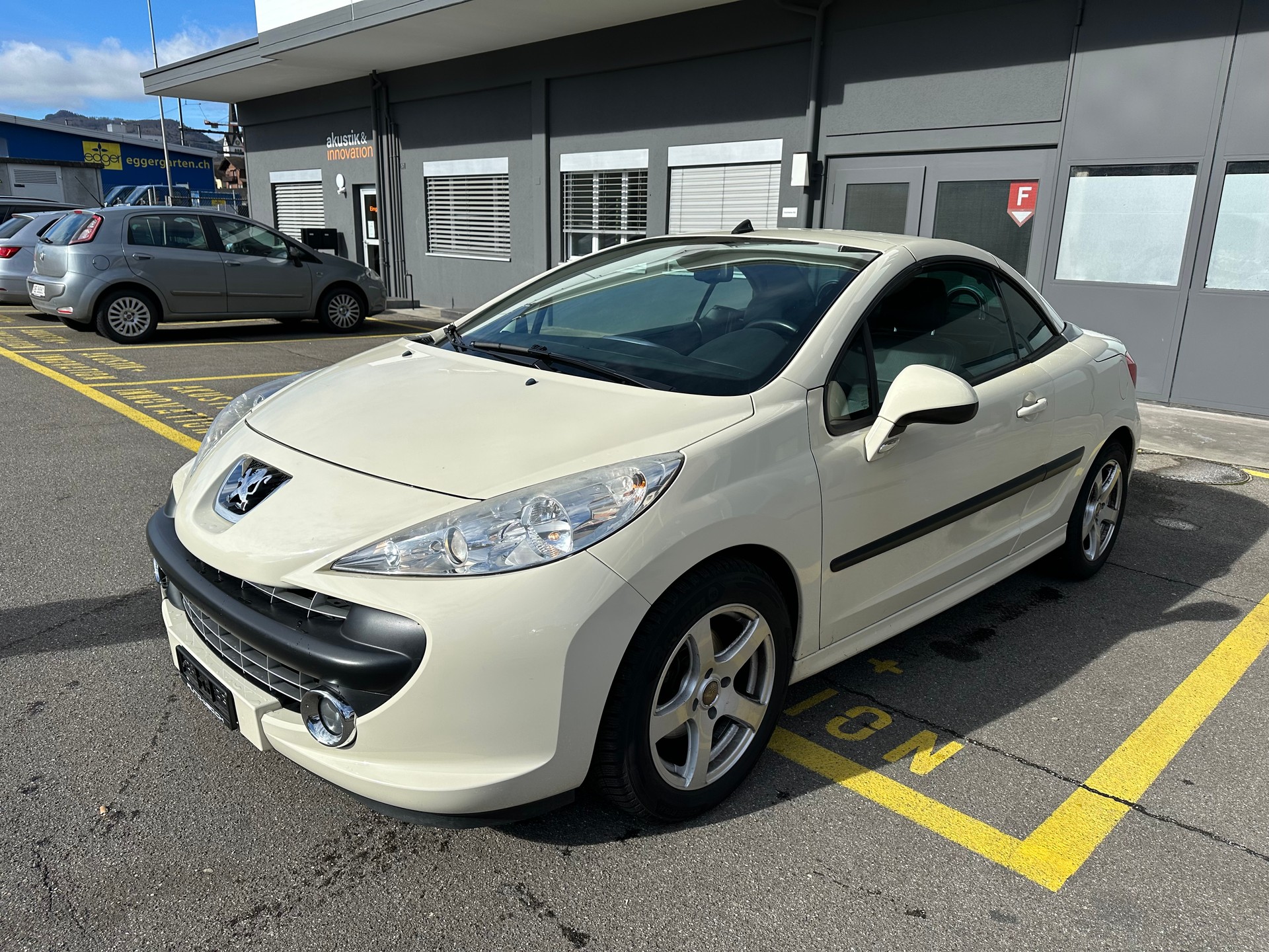 PEUGEOT 207 CC 1.6 16V Turbo Sport-image-0