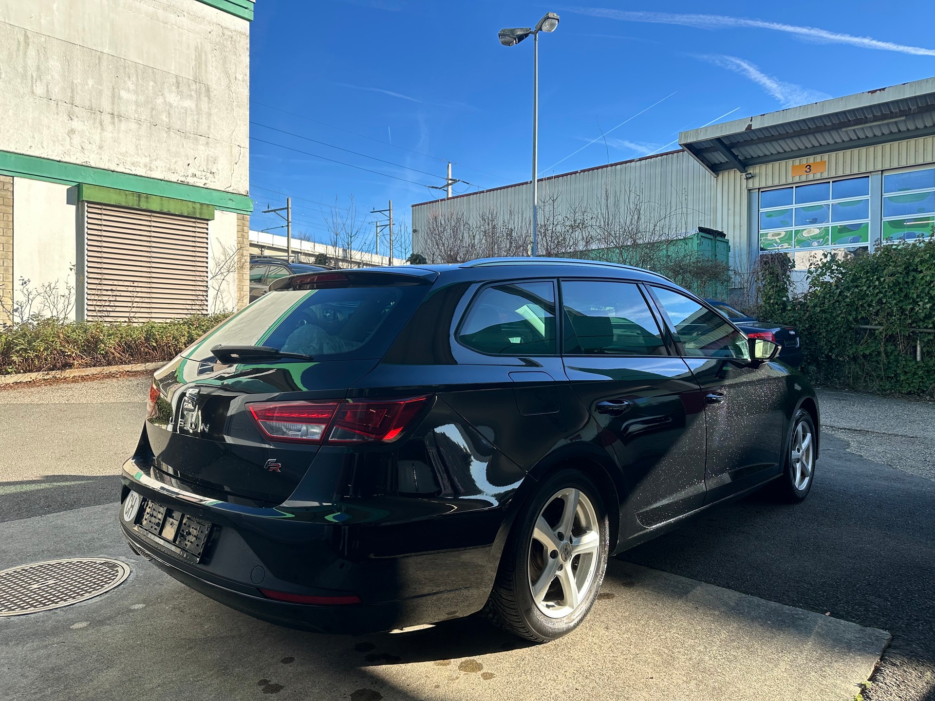 SEAT Leon ST 1.4 TSI FR DSG-image-5