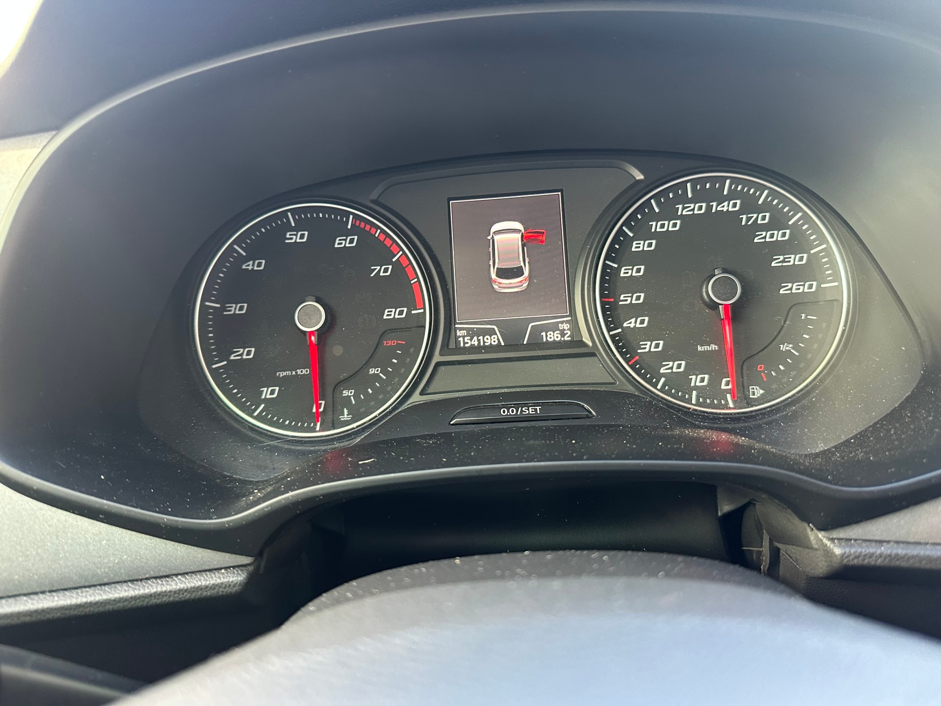SEAT Leon ST 1.4 TSI FR DSG-image-8
